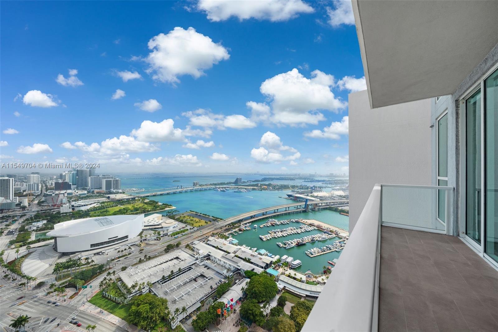 244 Biscayne Blvd UPH-4904, Miami, Florida 33132, 5 Bedrooms Bedrooms, ,5 BathroomsBathrooms,Residential,For Sale,244 Biscayne Blvd UPH-4904,A11549704