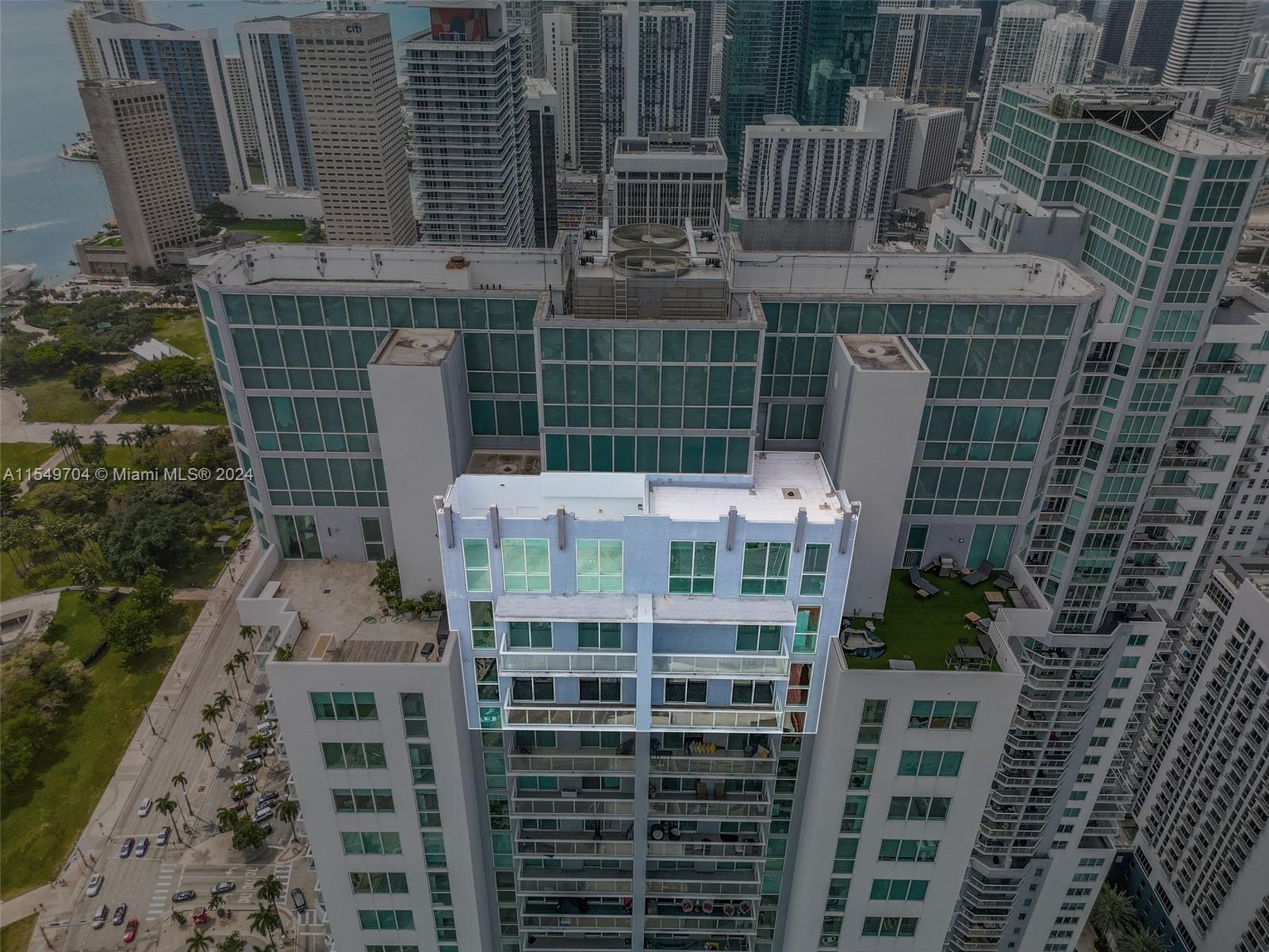 244 Biscayne Blvd UPH-4904, Miami, Florida 33132, 5 Bedrooms Bedrooms, ,5 BathroomsBathrooms,Residential,For Sale,244 Biscayne Blvd UPH-4904,A11549704