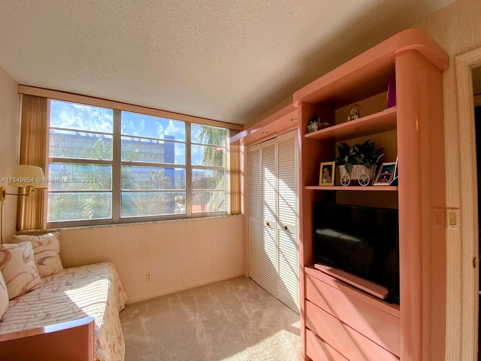 1880 S Ocean Dr 404, Hallandale Beach, Florida 33009, 2 Bedrooms Bedrooms, ,2 BathroomsBathrooms,Residential,For Sale,1880 S Ocean Dr 404,A11549954