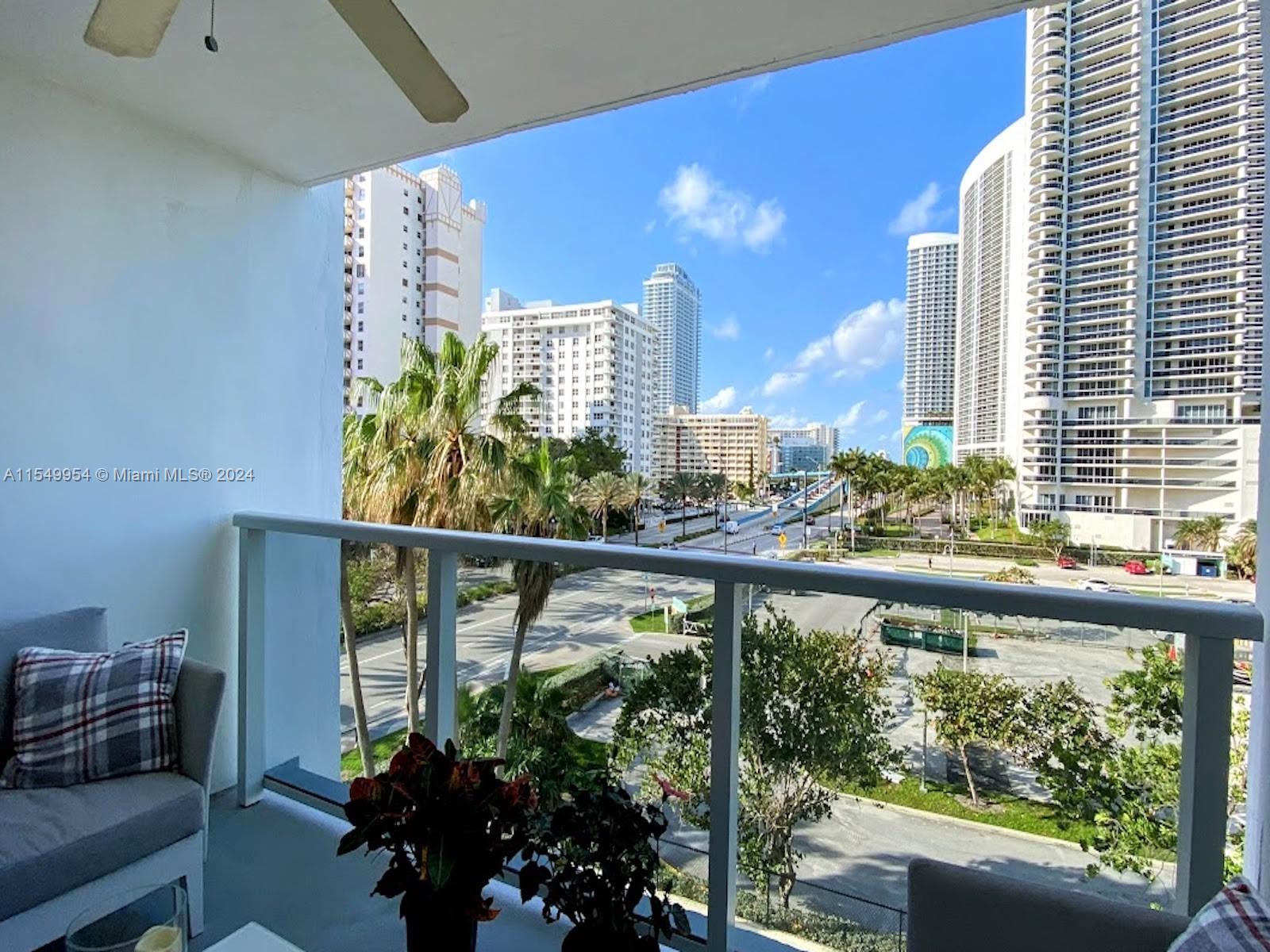 1880 S Ocean Dr 404, Hallandale Beach, Florida 33009, 2 Bedrooms Bedrooms, ,2 BathroomsBathrooms,Residential,For Sale,1880 S Ocean Dr 404,A11549954