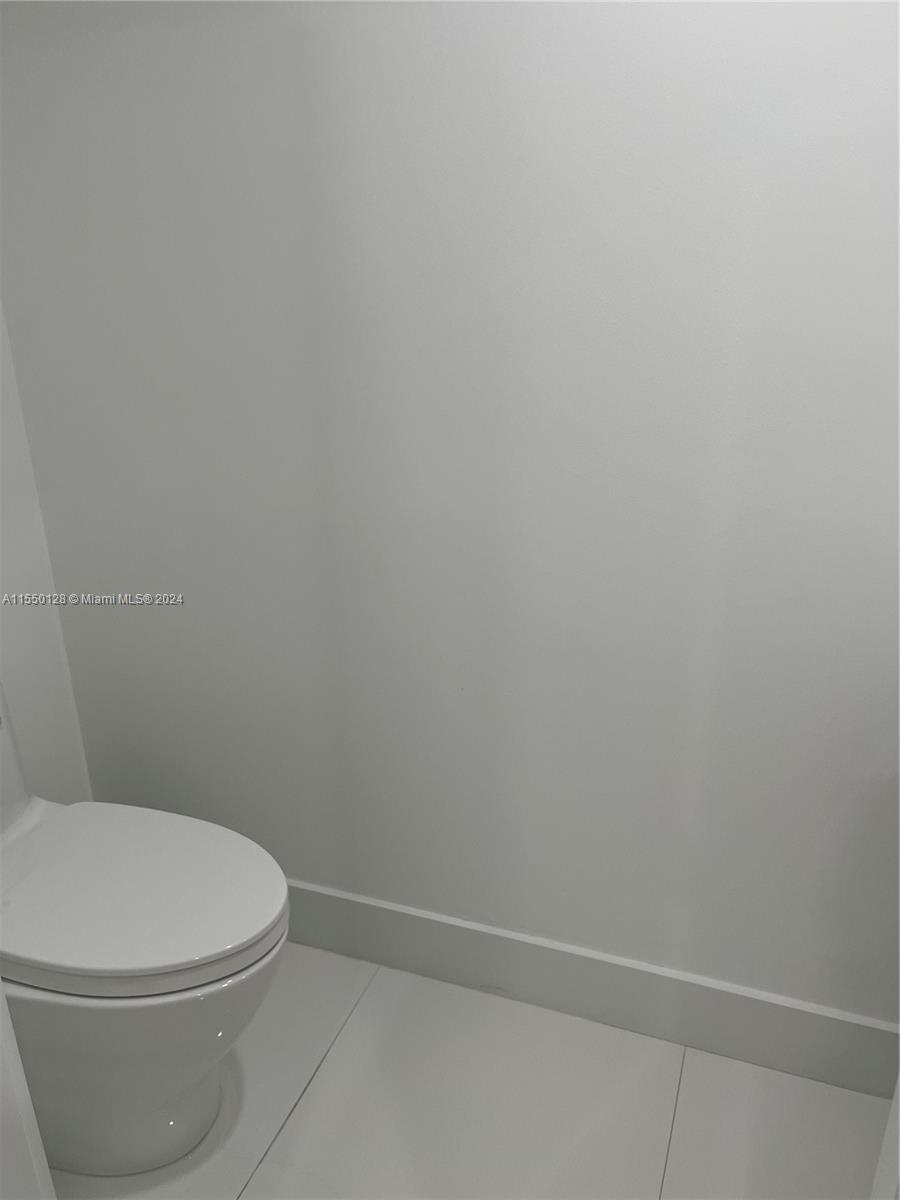 60 SW 13th St 2616, Miami, Florida 33130, 1 Bedroom Bedrooms, ,1 BathroomBathrooms,Residential,For Sale,60 SW 13th St 2616,A11550128
