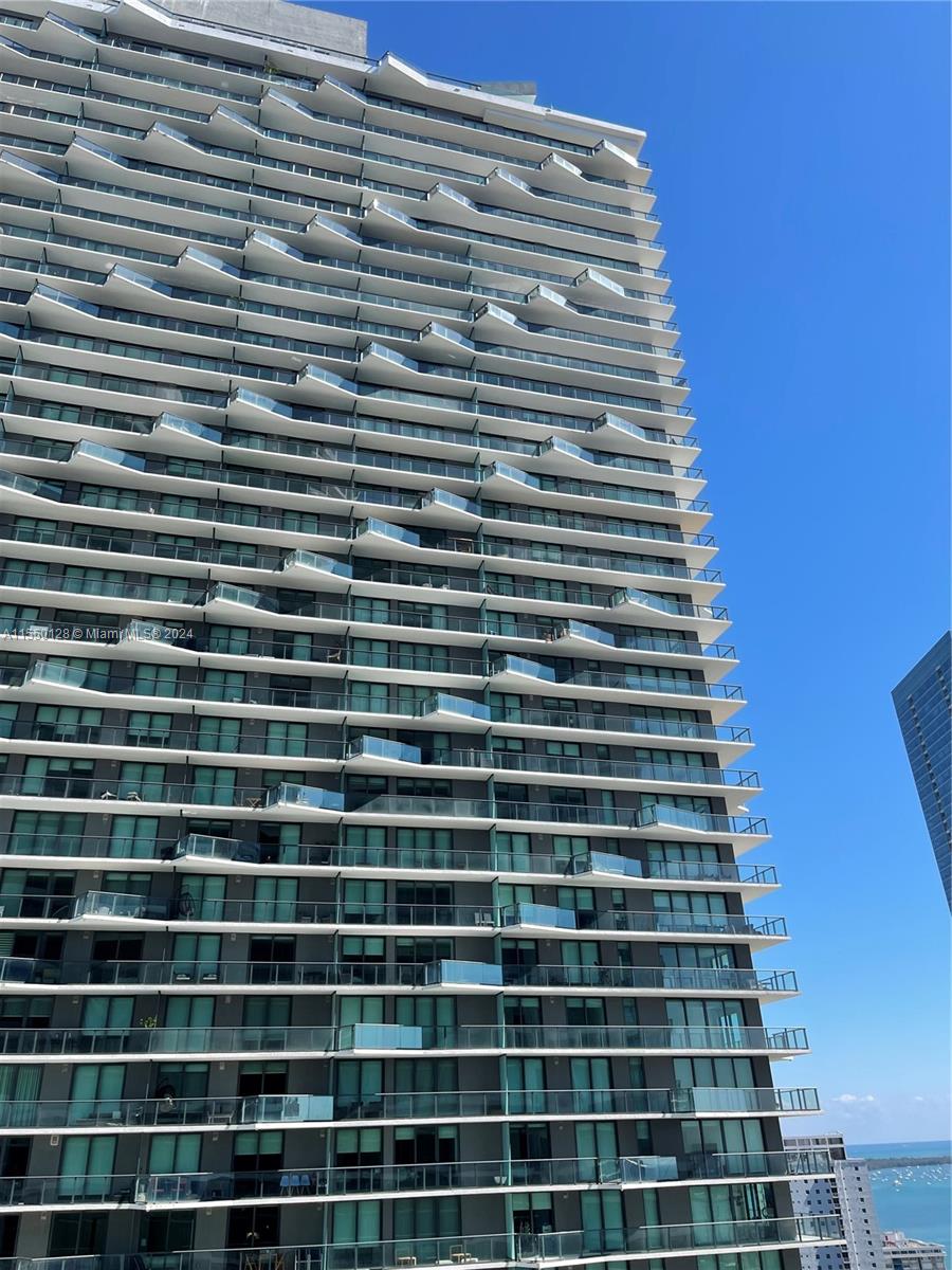 60 SW 13th St 2616, Miami, Florida 33130, 1 Bedroom Bedrooms, ,1 BathroomBathrooms,Residential,For Sale,60 SW 13th St 2616,A11550128