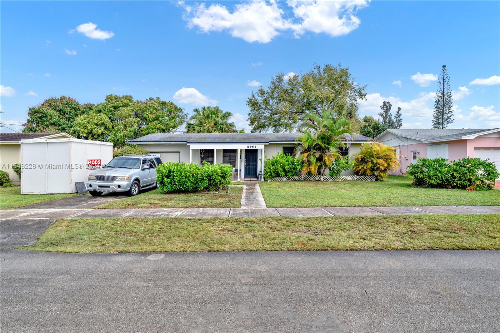 8961 SW 127th Ter  For Sale A11548228, FL