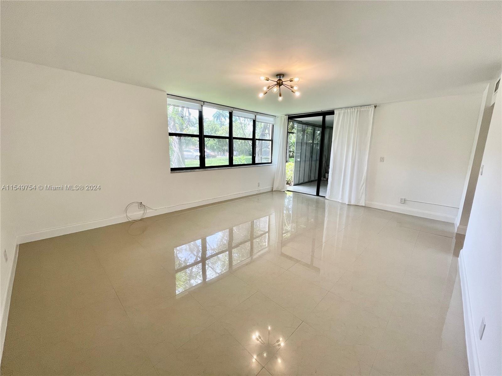 20441 NE 30th Ave 122-9, Aventura, Florida 33180, 3 Bedrooms Bedrooms, ,2 BathroomsBathrooms,Residential,For Sale,20441 NE 30th Ave 122-9,A11549754
