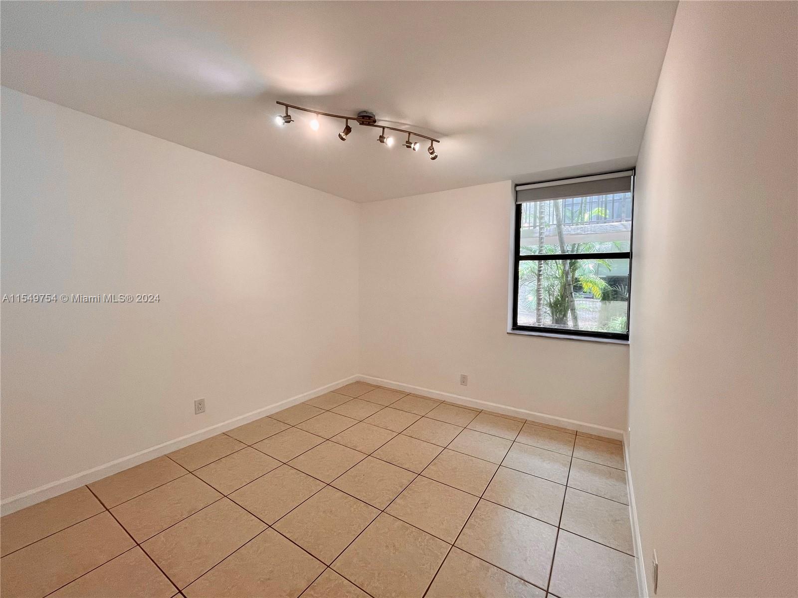 20441 30th Ave, Aventura, FL, 33180 United States, 3 Bedrooms Bedrooms, ,2 BathroomsBathrooms,Residential,For Sale,30th Ave,A11549754