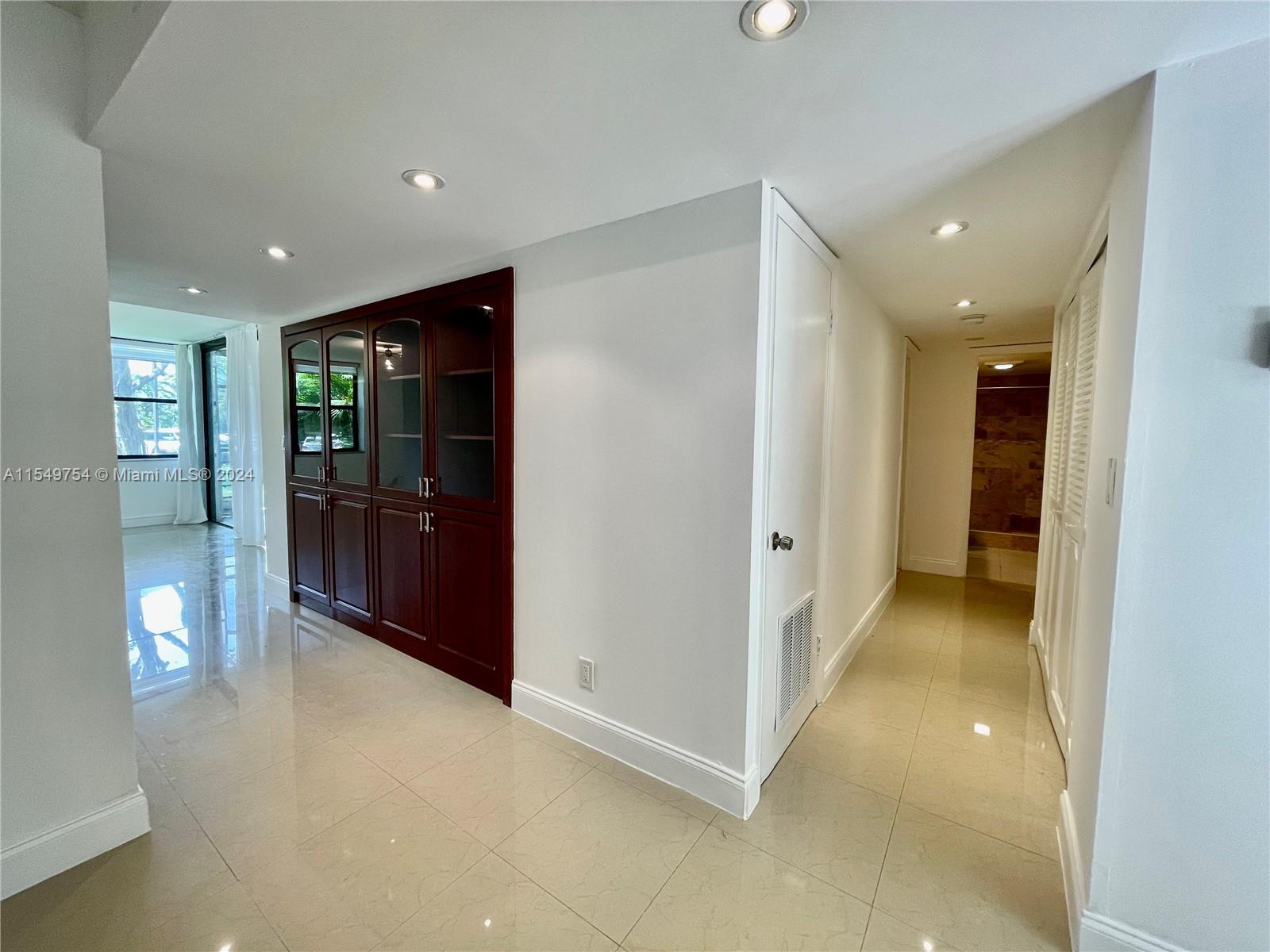 20441 NE 30th Ave 122-9, Aventura, Florida 33180, 3 Bedrooms Bedrooms, ,2 BathroomsBathrooms,Residential,For Sale,20441 NE 30th Ave 122-9,A11549754