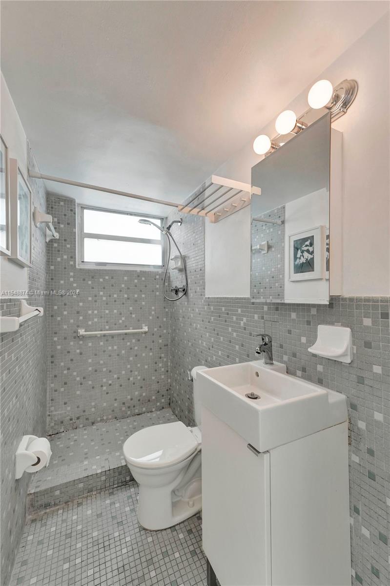 701 Collins Ave 1F, Miami Beach, Florida 33139, 2 Bedrooms Bedrooms, ,2 BathroomsBathrooms,Residential,For Sale,701 Collins Ave 1F,A11548874