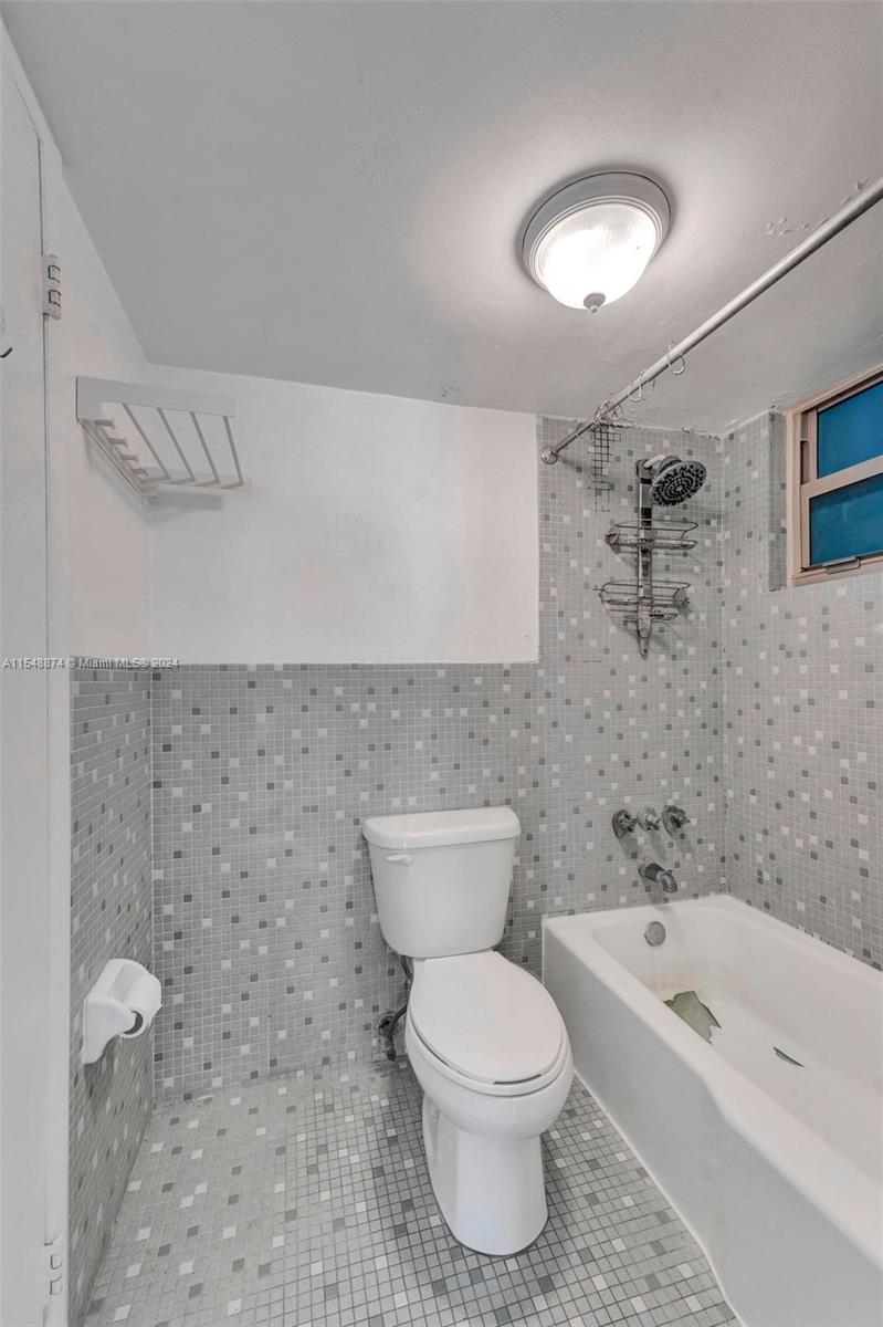 701 Collins Ave 1F, Miami Beach, Florida 33139, 2 Bedrooms Bedrooms, ,2 BathroomsBathrooms,Residential,For Sale,701 Collins Ave 1F,A11548874