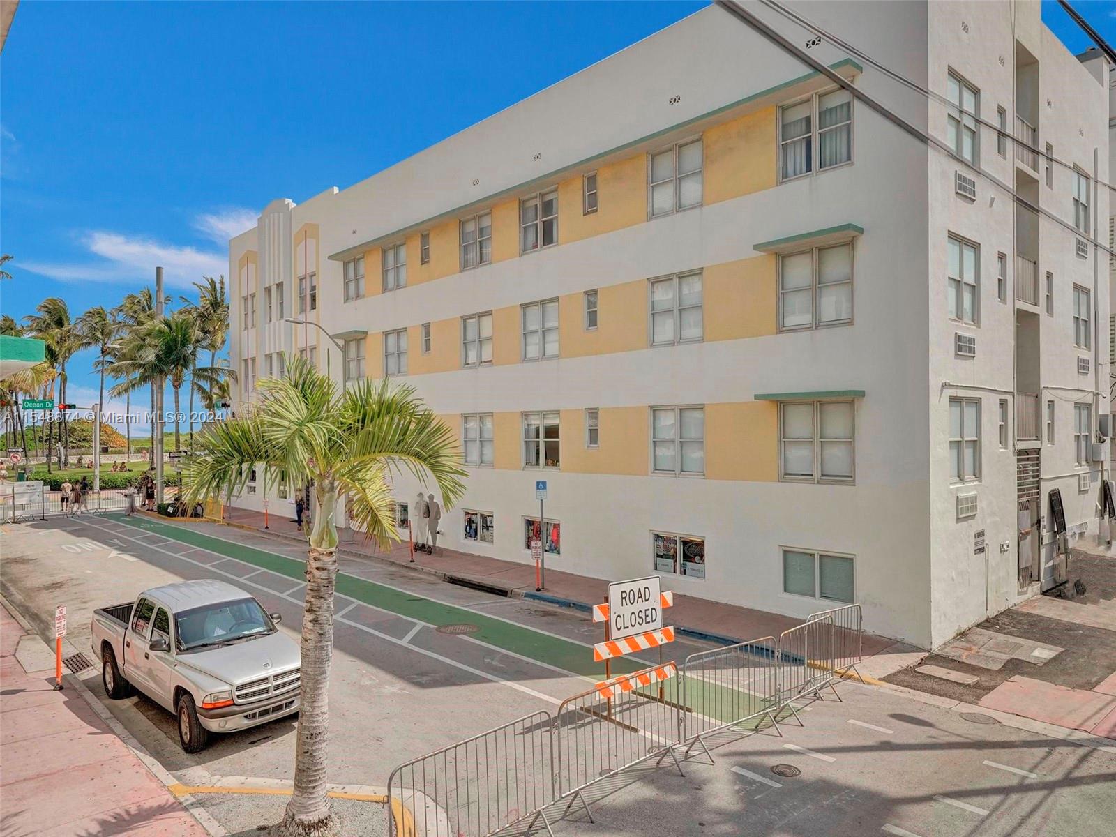 701 Collins Ave 1F, Miami Beach, Florida 33139, 2 Bedrooms Bedrooms, ,2 BathroomsBathrooms,Residential,For Sale,701 Collins Ave 1F,A11548874