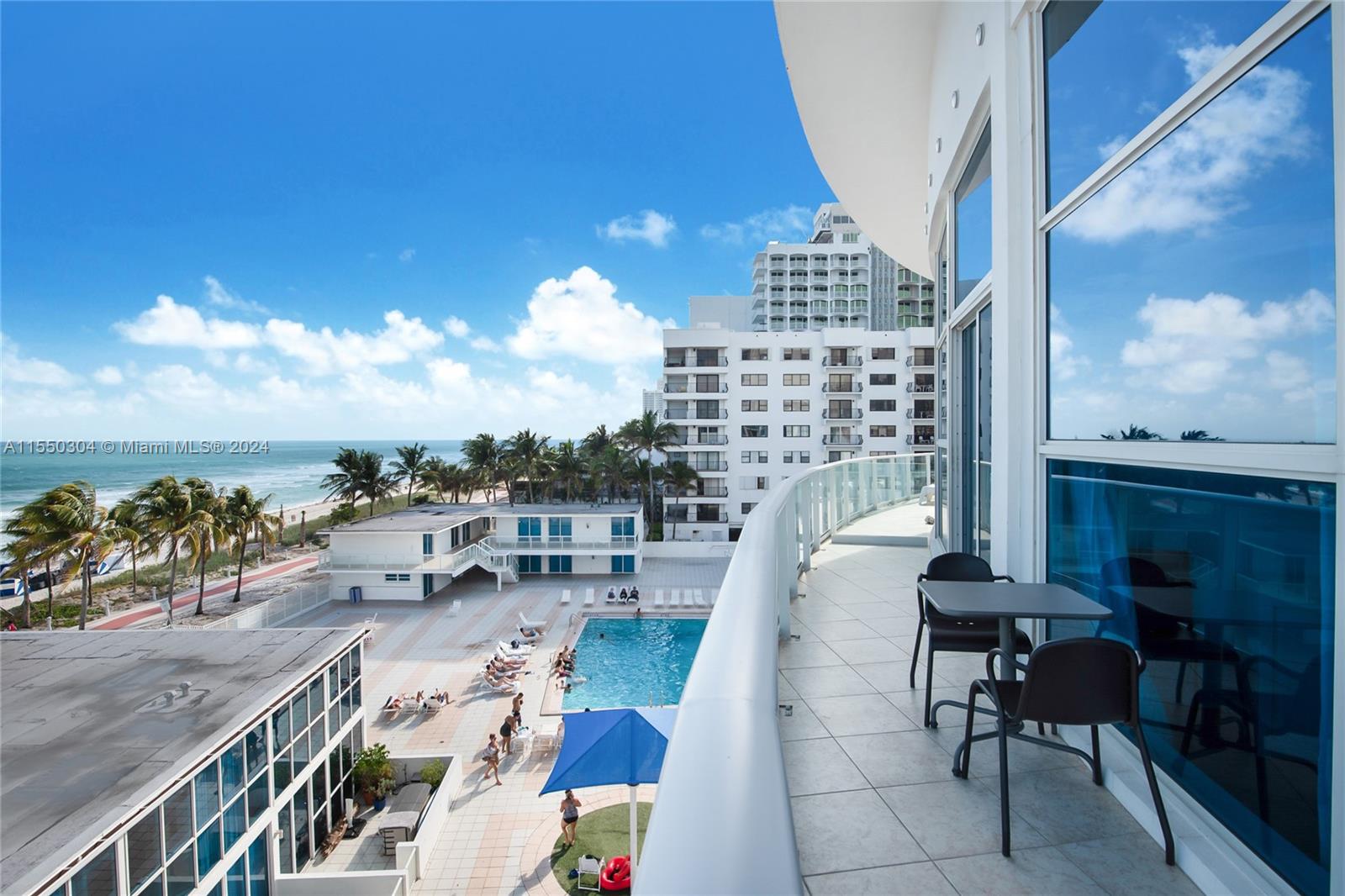 5445 Collins Ave M14, Miami Beach, Florida 33140, 3 Bedrooms Bedrooms, ,2 BathroomsBathrooms,Residential,For Sale,5445 Collins Ave M14,A11550304