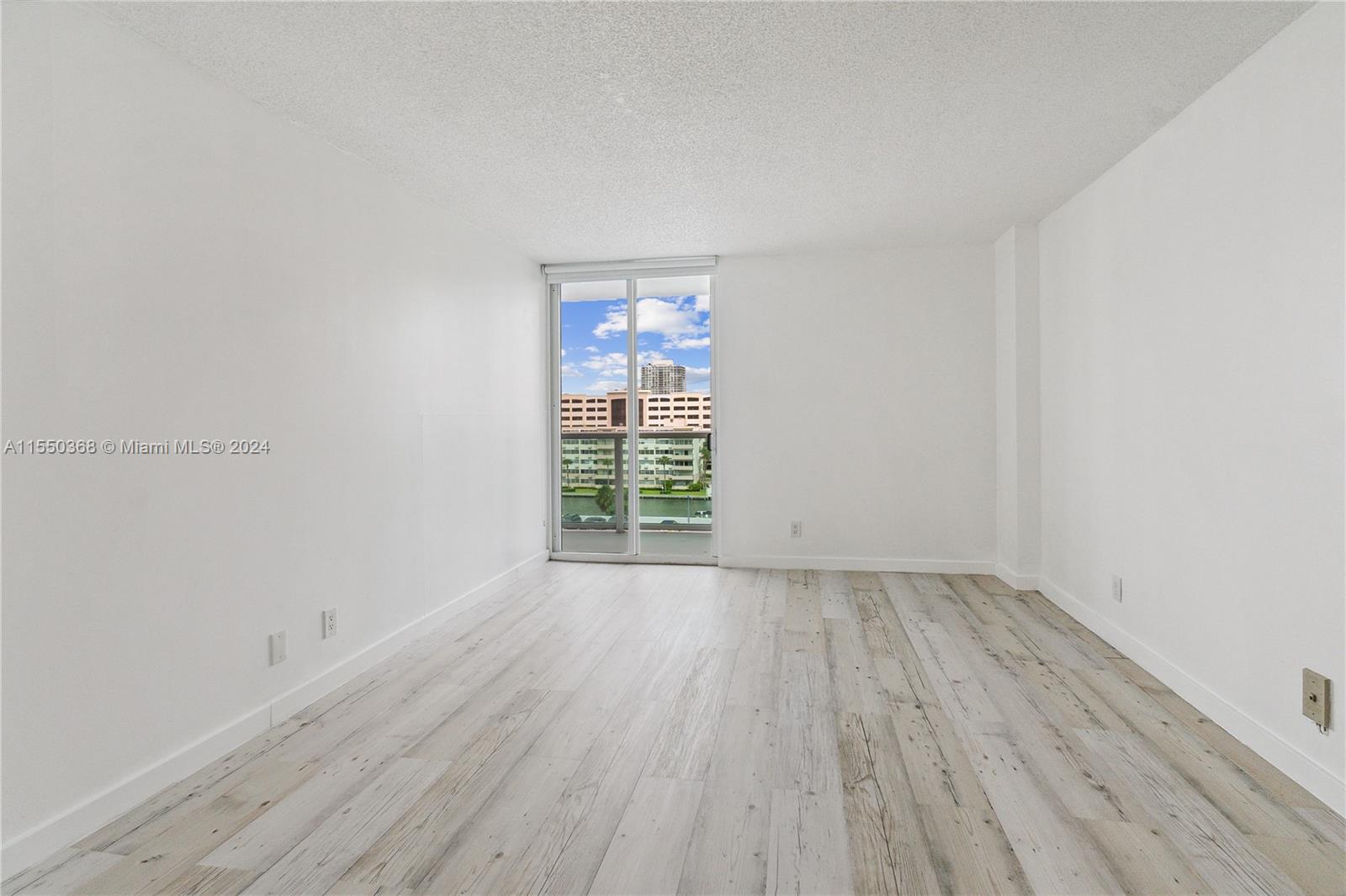 100 Bayview Dr, Sunny Isles Beach, FL, 33160 United States, 2 Bedrooms Bedrooms, ,2 BathroomsBathrooms,Residential,For Sale,Bayview Dr,A11550368