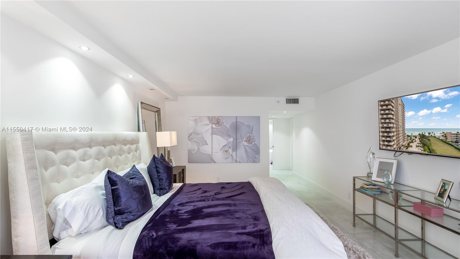 1920 S Ocean Dr (Avail 5/10-12/10) 8B, Hallandale Beach, Florida 33009, 4 Bedrooms Bedrooms, ,2 BathroomsBathrooms,Residentiallease,For Rent,1920 S Ocean Dr (Avail 5/10-12/10) 8B,A11550417