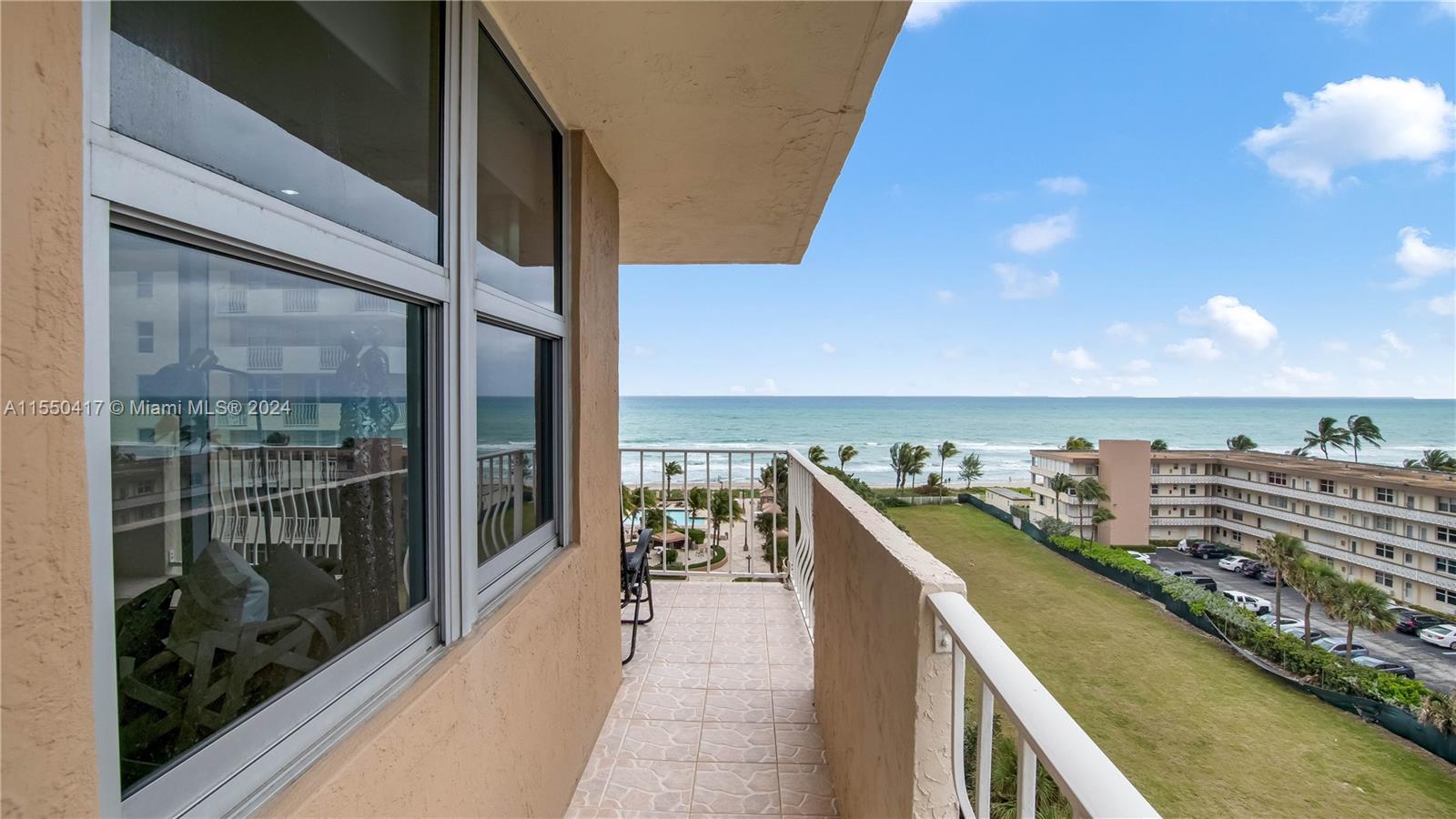 1920 S Ocean Dr (Avail 5/10-12/10) 8B, Hallandale Beach, Florida 33009, 4 Bedrooms Bedrooms, ,2 BathroomsBathrooms,Residentiallease,For Rent,1920 S Ocean Dr (Avail 5/10-12/10) 8B,A11550417