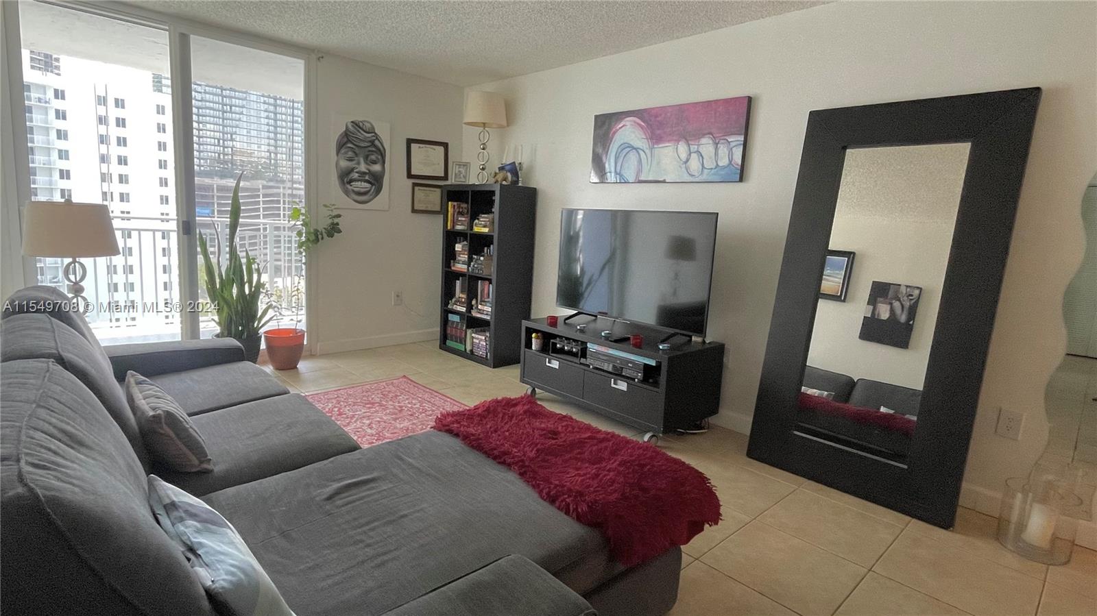 850 N Miami Avenue W1102, Miami, Florida 33136, 2 Bedrooms Bedrooms, ,2 BathroomsBathrooms,Residential,For Sale,850 N Miami Avenue W1102,A11549708