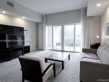 5300 NW 87th Ave 916, Doral, Florida 33178, 1 Bedroom Bedrooms, ,2 BathroomsBathrooms,Residential,For Sale,5300 NW 87th Ave 916,A11550486