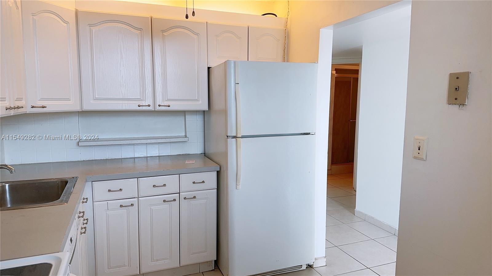 5321 24th Ter, Fort Lauderdale, FL, 33308 United States, 2 Bedrooms Bedrooms, ,2 BathroomsBathrooms,Residential,For Sale,24th Ter,A11549282
