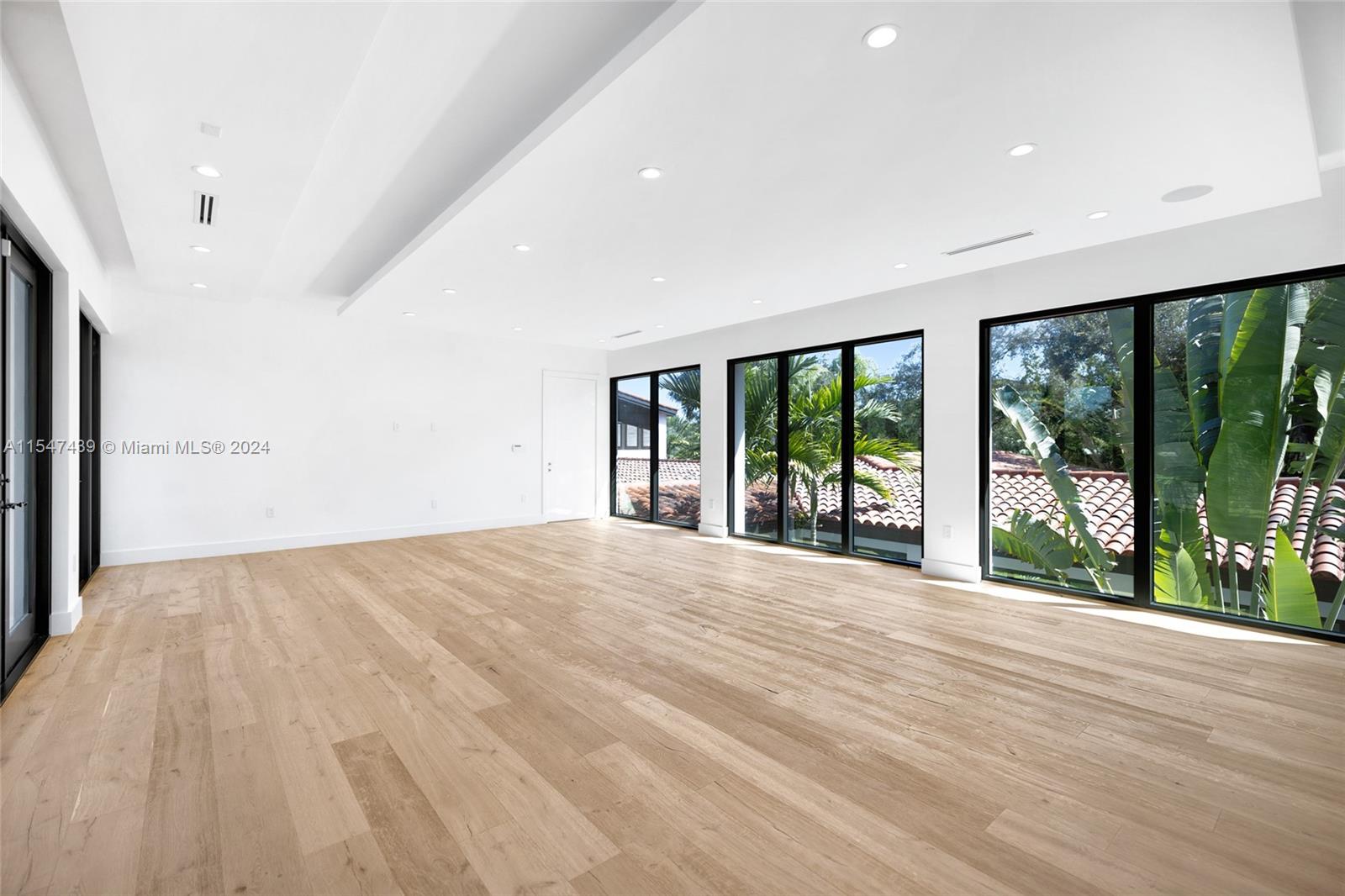 6801 Granada Blvd, Coral Gables, Florida 33146, 7 Bedrooms Bedrooms, ,7 BathroomsBathrooms,Residential,For Sale,6801 Granada Blvd,A11547439