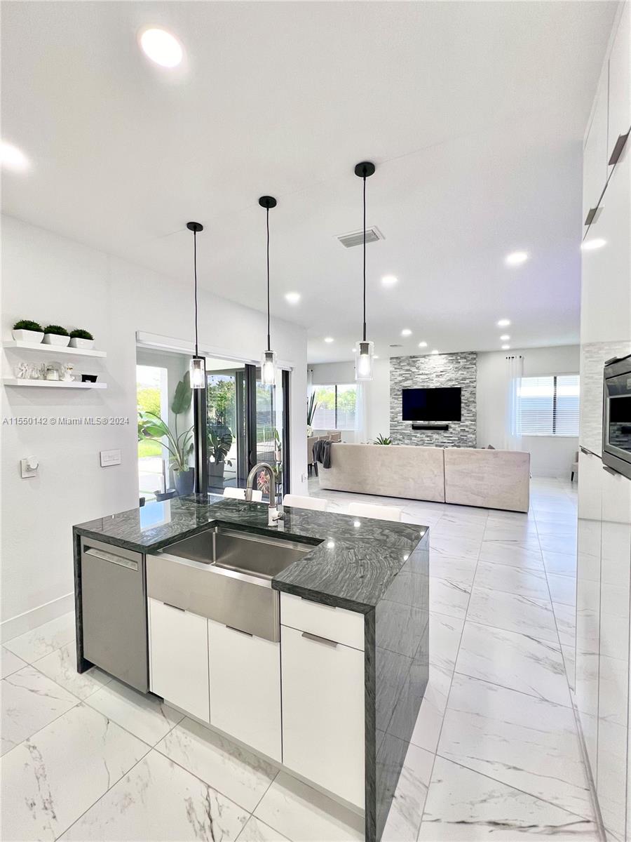 13221 SW 230th St, Miami, Florida 33170, 5 Bedrooms Bedrooms, ,4 BathroomsBathrooms,Residential,For Sale,13221 SW 230th St,A11550142