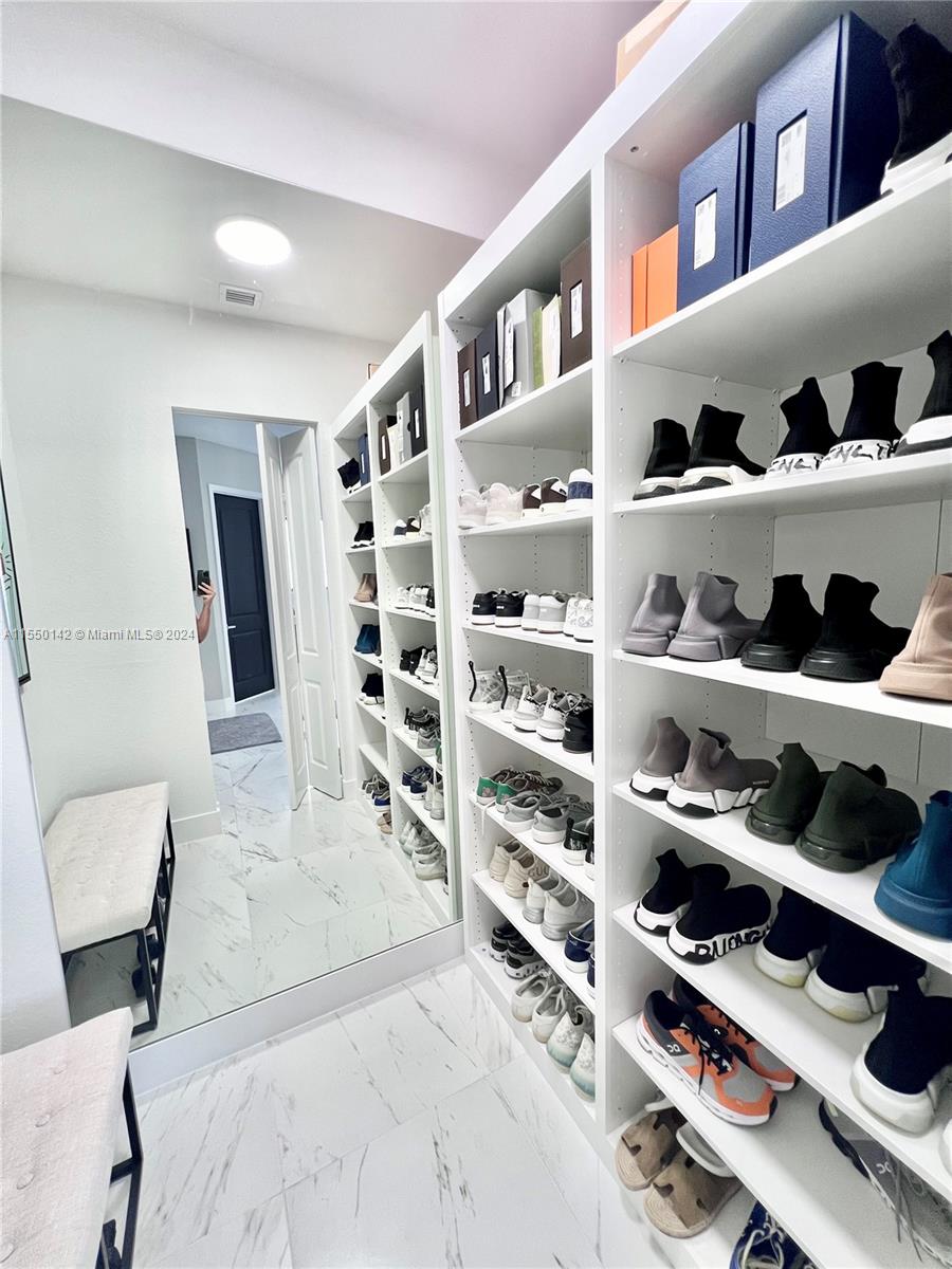 13221 SW 230th St, Miami, Florida 33170, 5 Bedrooms Bedrooms, ,4 BathroomsBathrooms,Residential,For Sale,13221 SW 230th St,A11550142