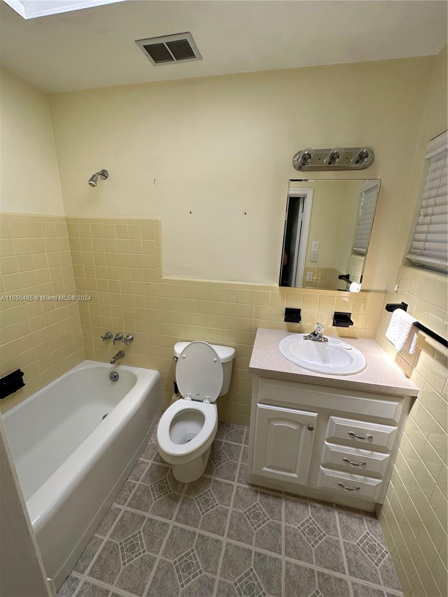 1624 SE 14th St, Fort Lauderdale, Florida 33316, 3 Bedrooms Bedrooms, ,2 BathroomsBathrooms,Residential,For Sale,1624 SE 14th St,A11550485