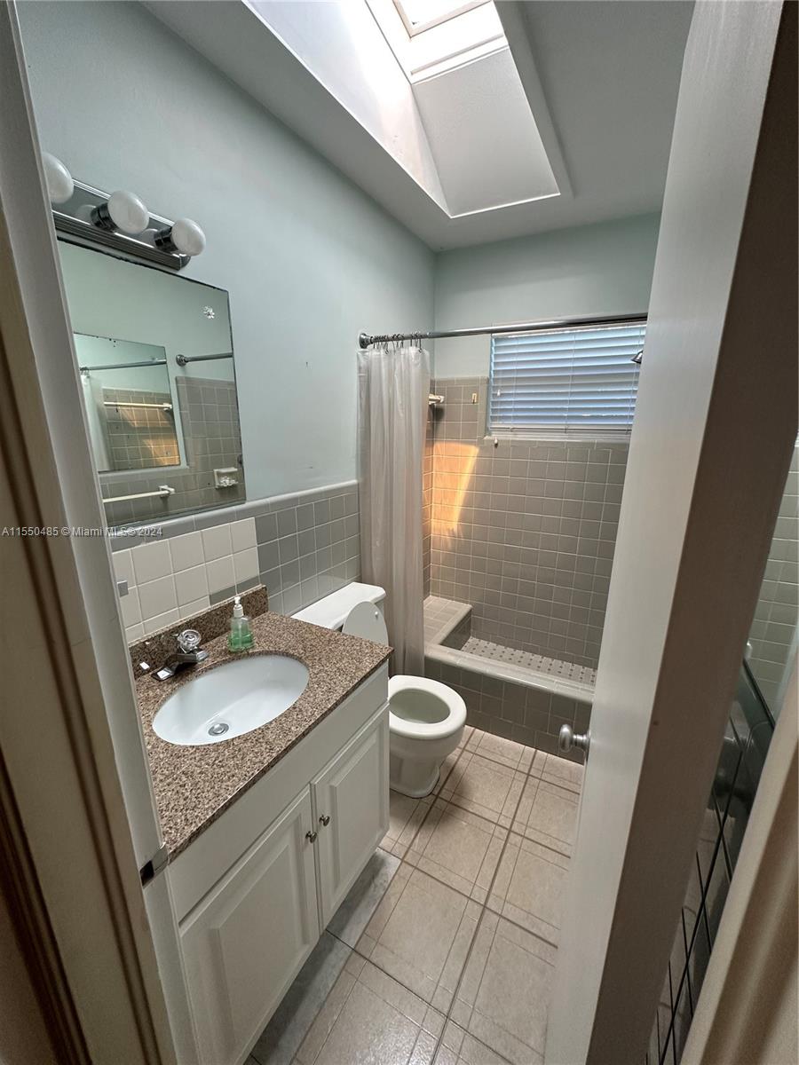 1624 SE 14th St, Fort Lauderdale, Florida 33316, 3 Bedrooms Bedrooms, ,2 BathroomsBathrooms,Residential,For Sale,1624 SE 14th St,A11550485