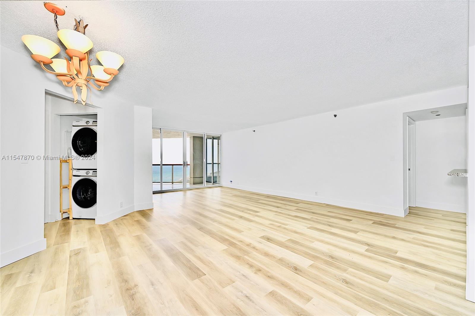 6767 Collins Ave 1402, Miami Beach, Florida 33141, 3 Bedrooms Bedrooms, ,3 BathroomsBathrooms,Residential,For Sale,6767 Collins Ave 1402,A11547870