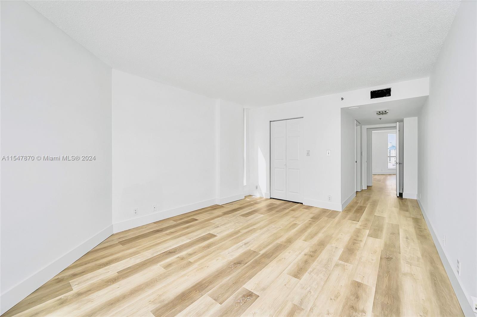 6767 Collins Ave 1402, Miami Beach, Florida 33141, 3 Bedrooms Bedrooms, ,3 BathroomsBathrooms,Residential,For Sale,6767 Collins Ave 1402,A11547870