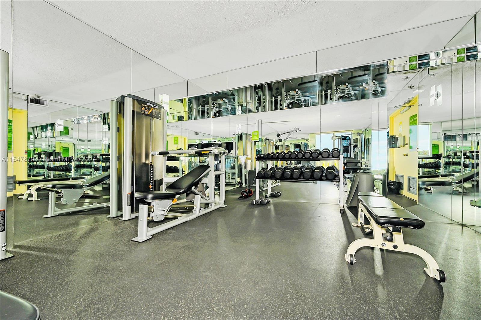 6767 Collins Ave 1402, Miami Beach, Florida 33141, 3 Bedrooms Bedrooms, ,3 BathroomsBathrooms,Residential,For Sale,6767 Collins Ave 1402,A11547870