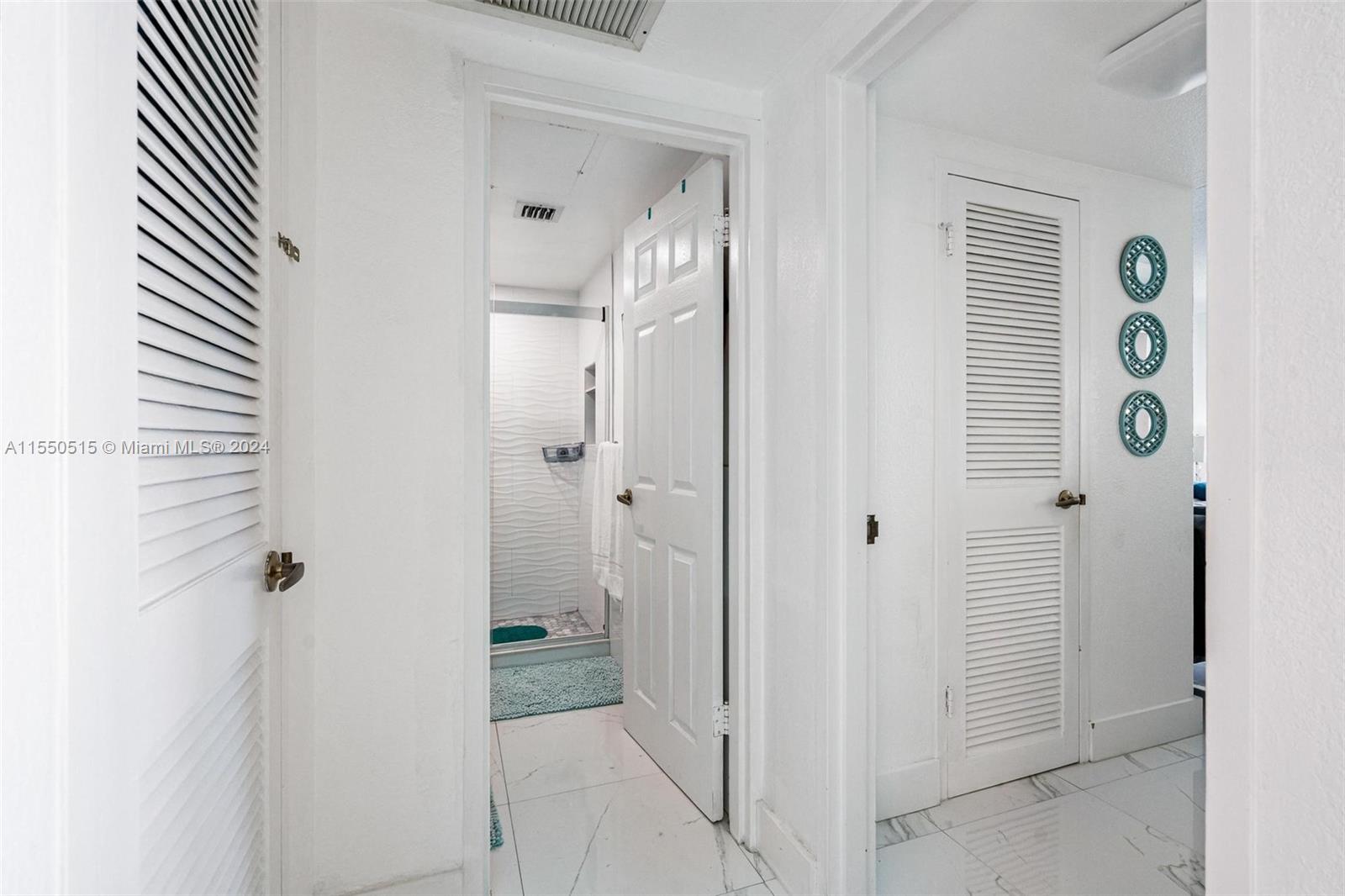 2501 Ocean Dr, Hollywood, FL, 33019 United States, 1 Bedroom Bedrooms, ,1 BathroomBathrooms,Residential,For Sale,Ocean Dr,A11550515