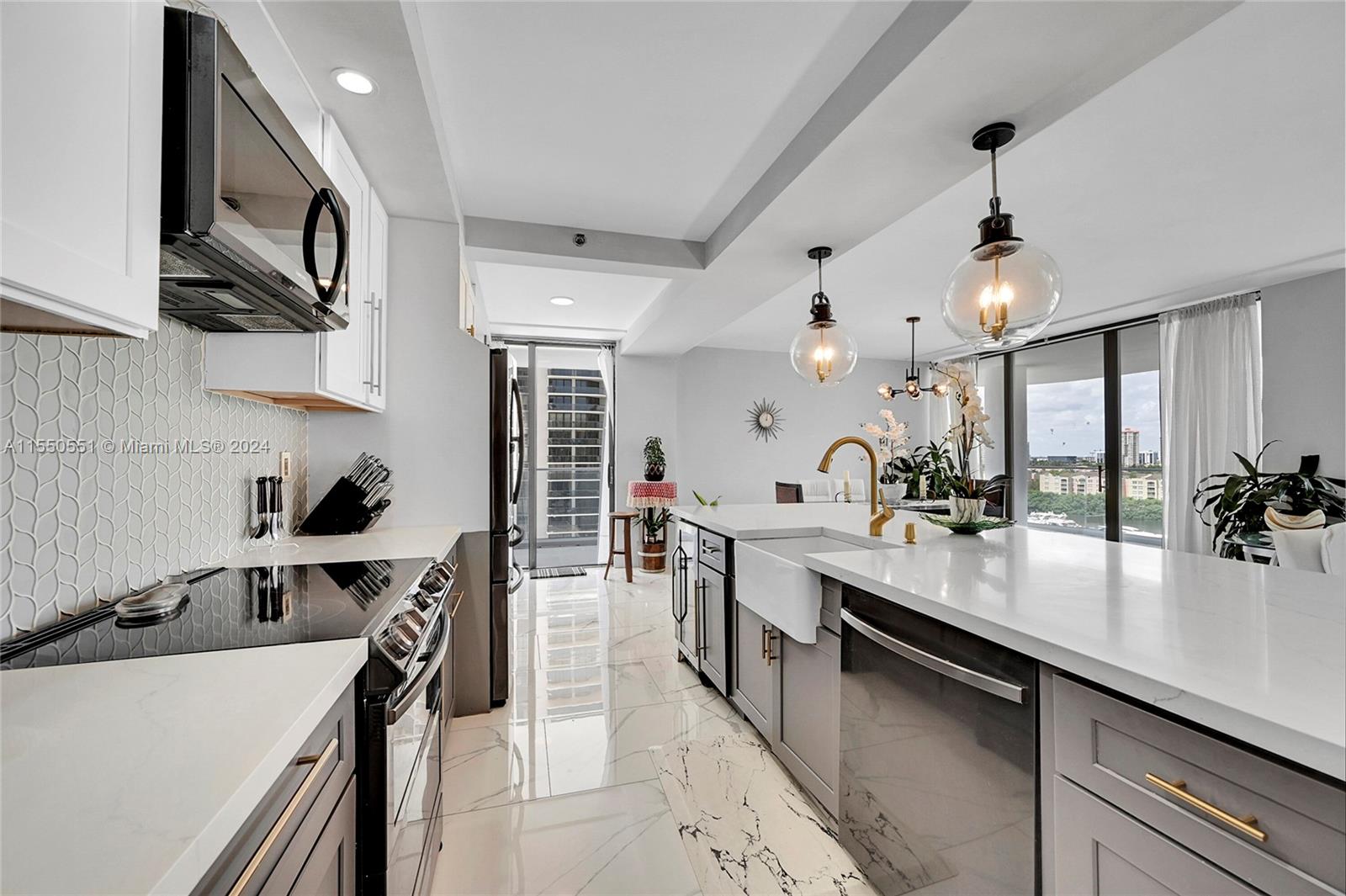 19707 Turnberry Way 11D, Aventura, Florida 33180, 2 Bedrooms Bedrooms, ,2 BathroomsBathrooms,Residential,For Sale,19707 Turnberry Way 11D,A11550551