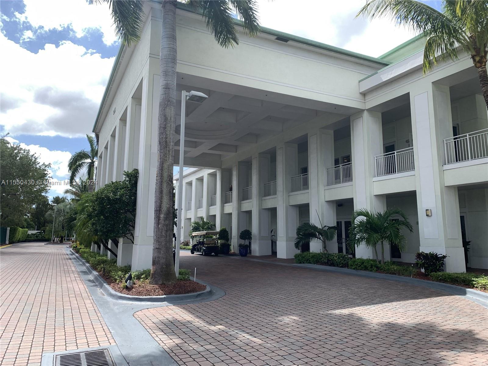 5300 NW 87th Ave 601, Doral, Florida 33178, 1 Bedroom Bedrooms, ,2 BathroomsBathrooms,Residential,For Sale,5300 NW 87th Ave 601,A11550430