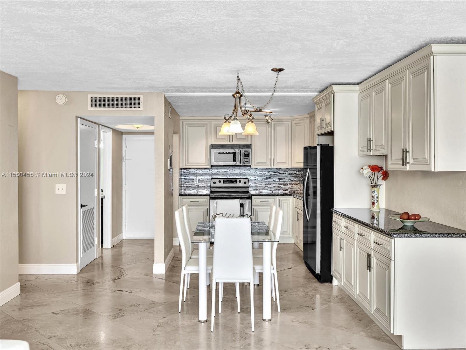 2401 Ocean Dr, Hollywood, FL, 33019 United States, 1 Bedroom Bedrooms, ,1 BathroomBathrooms,Residential,For Sale,Ocean Dr,A11550455
