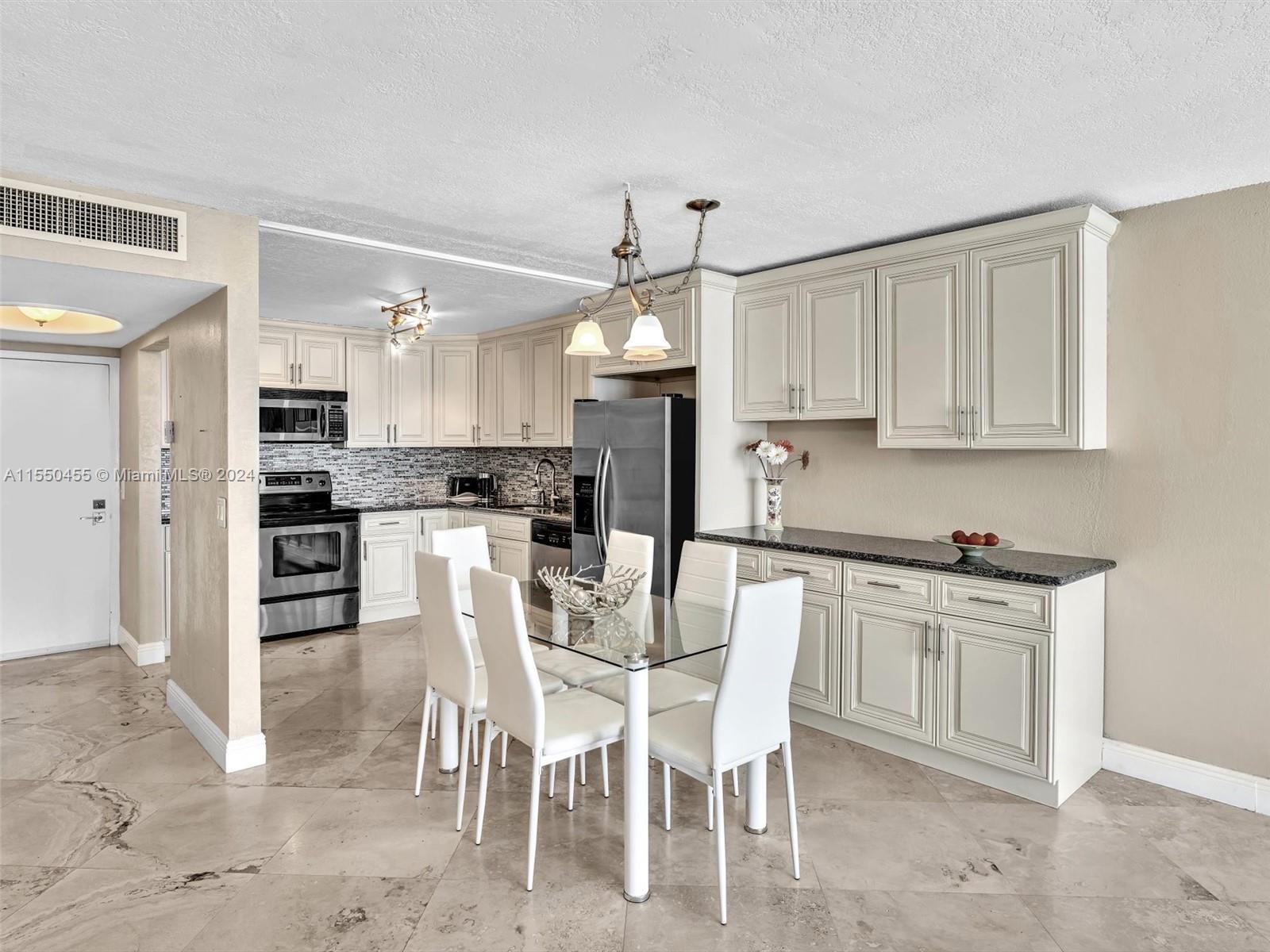 2401 Ocean Dr, Hollywood, FL, 33019 United States, 1 Bedroom Bedrooms, ,1 BathroomBathrooms,Residential,For Sale,Ocean Dr,A11550455