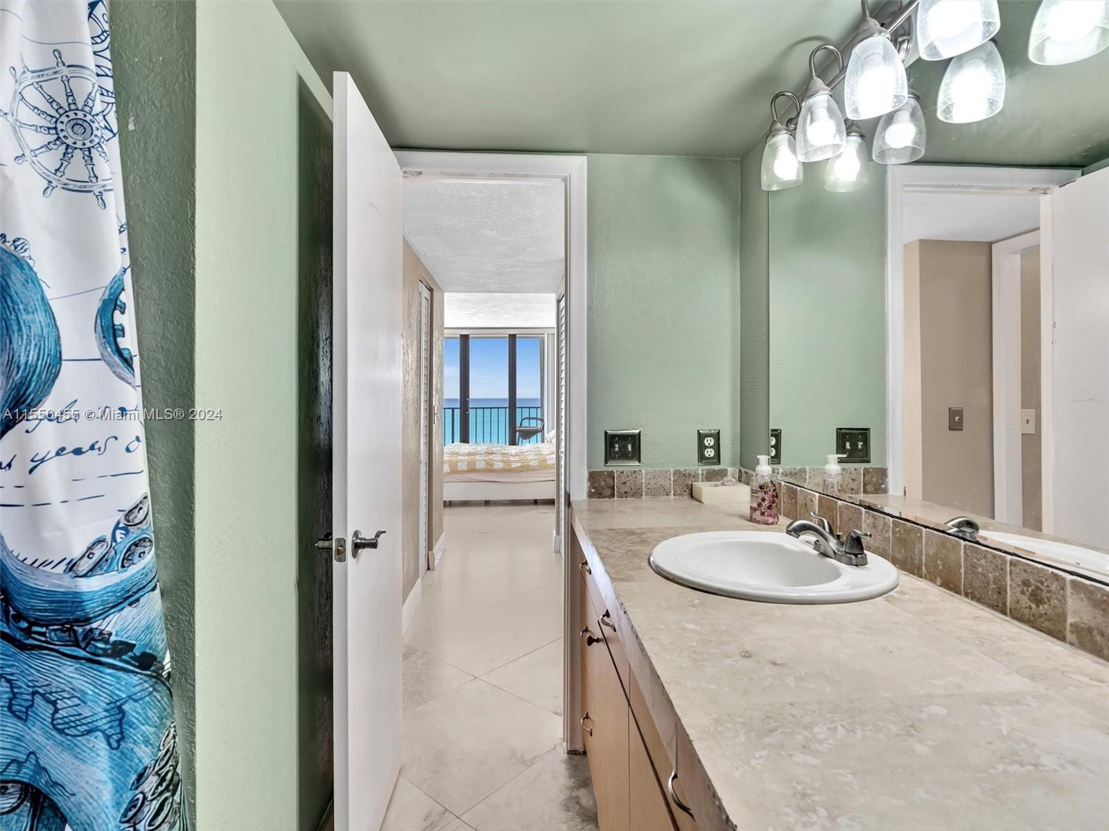 2401 Ocean Dr, Hollywood, FL, 33019 United States, 1 Bedroom Bedrooms, ,1 BathroomBathrooms,Residential,For Sale,Ocean Dr,A11550455