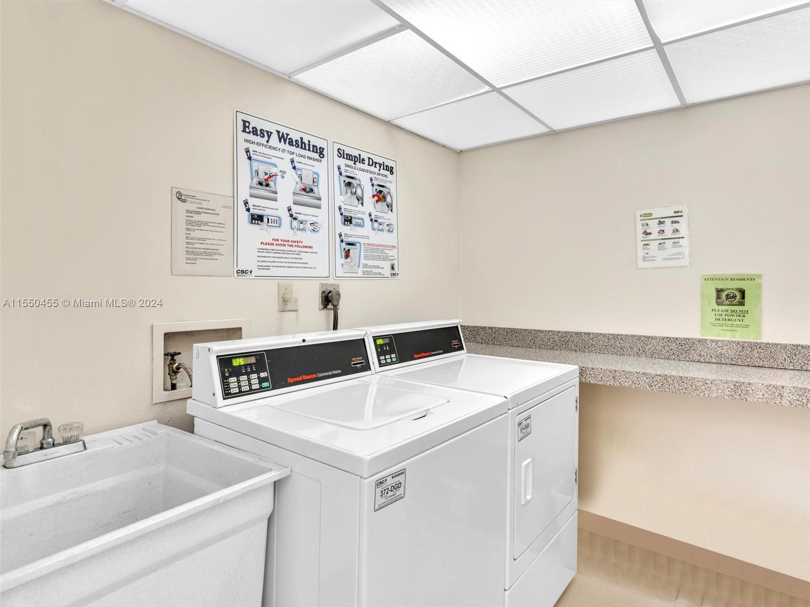 2401 Ocean Dr, Hollywood, FL, 33019 United States, 1 Bedroom Bedrooms, ,1 BathroomBathrooms,Residential,For Sale,Ocean Dr,A11550455