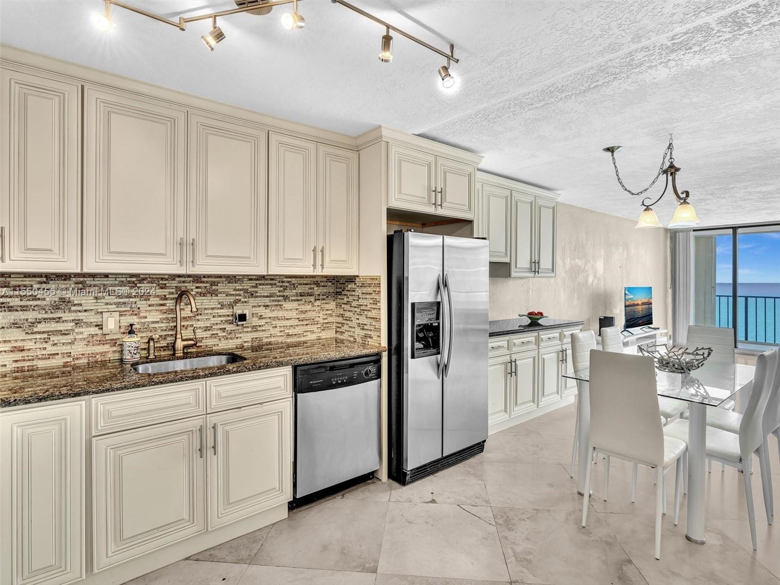 2401 Ocean Dr, Hollywood, FL, 33019 United States, 1 Bedroom Bedrooms, ,1 BathroomBathrooms,Residential,For Sale,Ocean Dr,A11550455