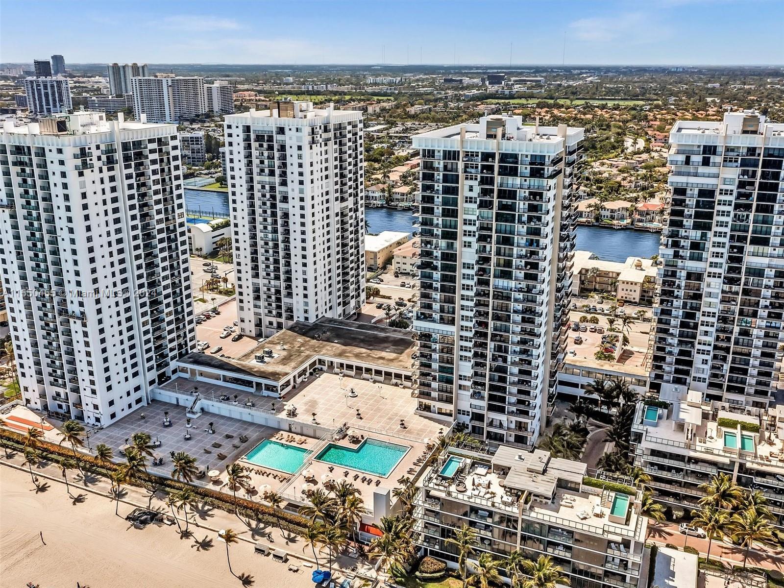 2401 Ocean Dr, Hollywood, FL, 33019 United States, 1 Bedroom Bedrooms, ,1 BathroomBathrooms,Residential,For Sale,Ocean Dr,A11550455