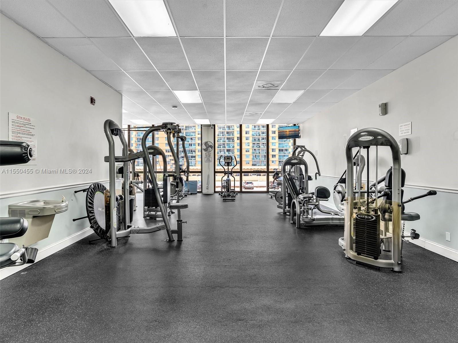2401 Ocean Dr, Hollywood, FL, 33019 United States, 1 Bedroom Bedrooms, ,1 BathroomBathrooms,Residential,For Sale,Ocean Dr,A11550455