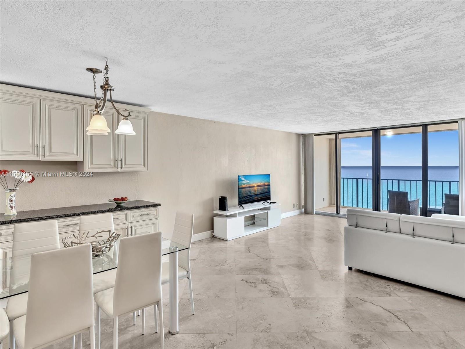 2401 S Ocean Dr PH-B2, Hollywood, Florida 33019, 1 Bedroom Bedrooms, ,1 BathroomBathrooms,Residential,For Sale,2401 S Ocean Dr PH-B2,A11550455