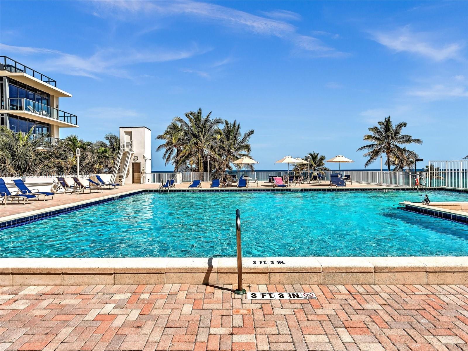 2401 Ocean Dr, Hollywood, FL, 33019 United States, 1 Bedroom Bedrooms, ,1 BathroomBathrooms,Residential,For Sale,Ocean Dr,A11550455