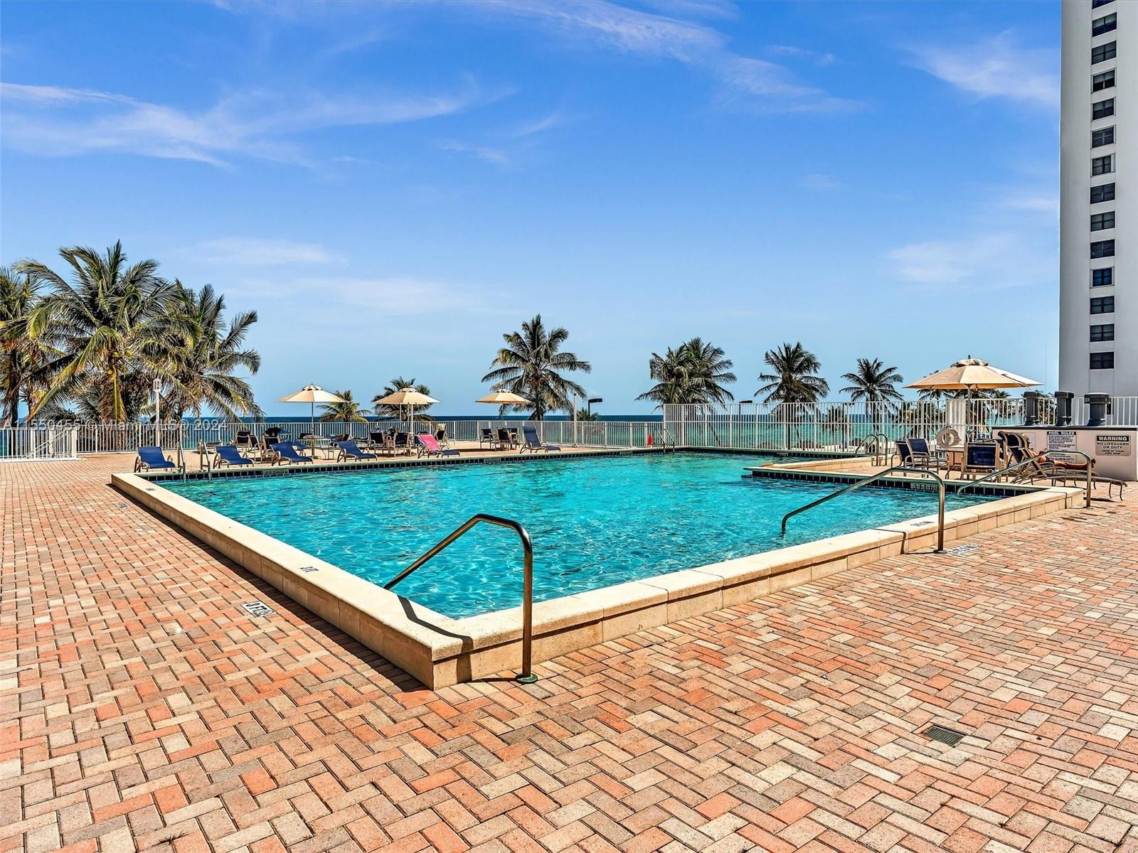 2401 Ocean Dr, Hollywood, FL, 33019 United States, 1 Bedroom Bedrooms, ,1 BathroomBathrooms,Residential,For Sale,Ocean Dr,A11550455