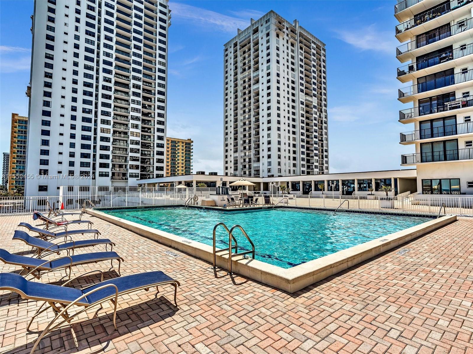 2401 Ocean Dr, Hollywood, FL, 33019 United States, 1 Bedroom Bedrooms, ,1 BathroomBathrooms,Residential,For Sale,Ocean Dr,A11550455
