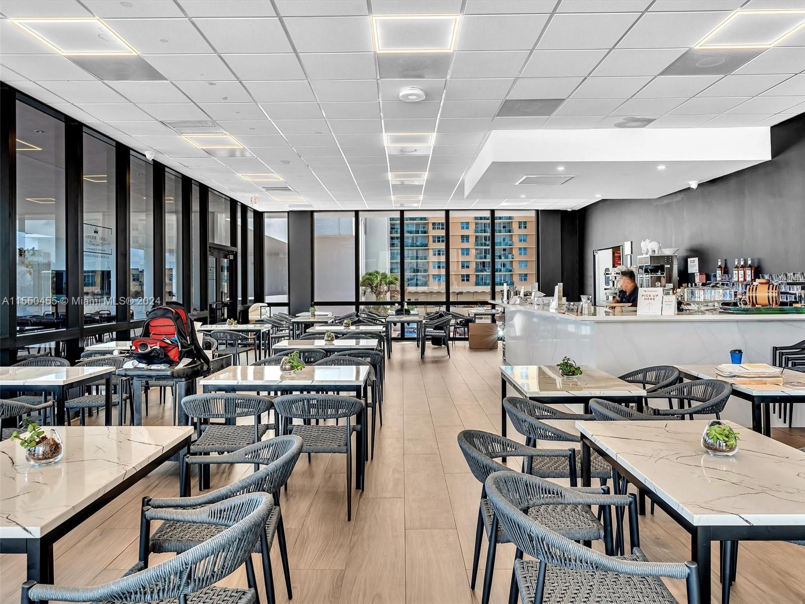 2401 S Ocean Dr PH-B2, Hollywood, Florida 33019, 1 Bedroom Bedrooms, ,1 BathroomBathrooms,Residential,For Sale,2401 S Ocean Dr PH-B2,A11550455