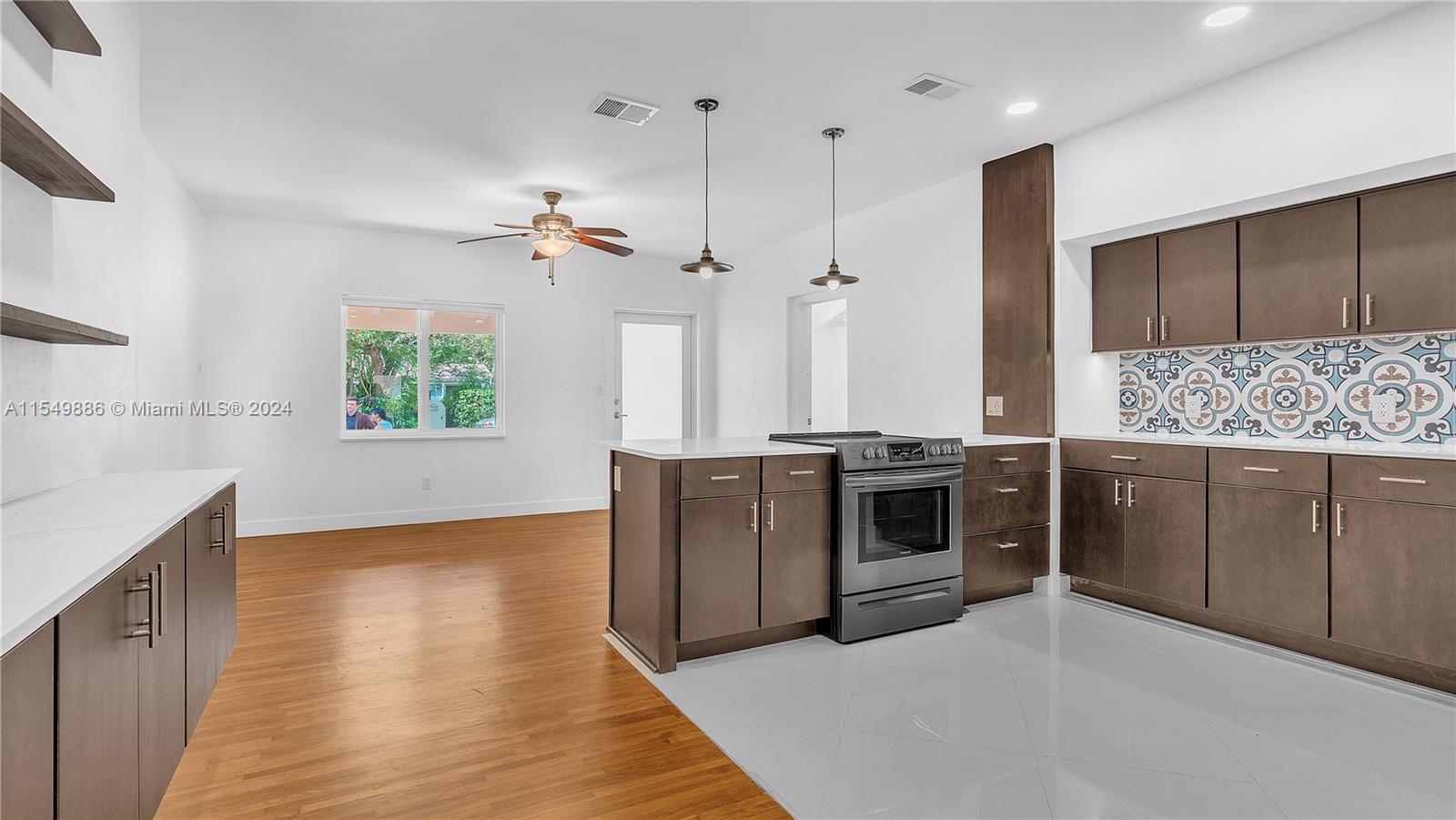 7341 64th Ct, South Miami, FL, 33143 United States, 3 Bedrooms Bedrooms, ,2 BathroomsBathrooms,Residential,For Sale,64th Ct,A11549886