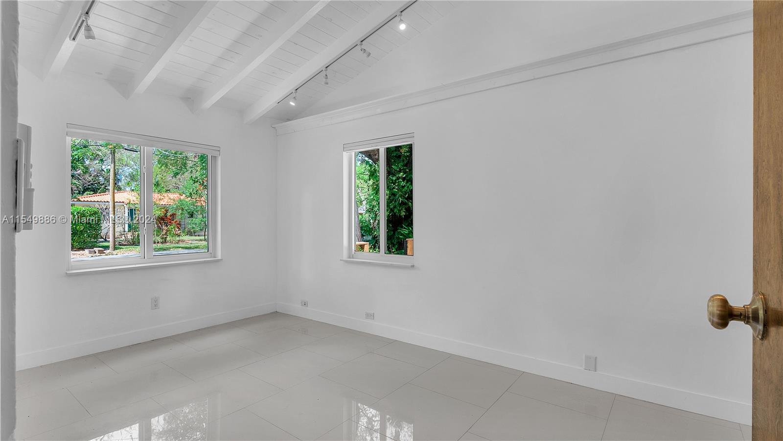 7341 64th Ct, South Miami, FL, 33143 United States, 3 Bedrooms Bedrooms, ,2 BathroomsBathrooms,Residential,For Sale,64th Ct,A11549886