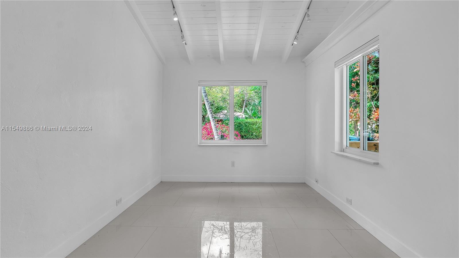 7341 64th Ct, South Miami, FL, 33143 United States, 3 Bedrooms Bedrooms, ,2 BathroomsBathrooms,Residential,For Sale,64th Ct,A11549886