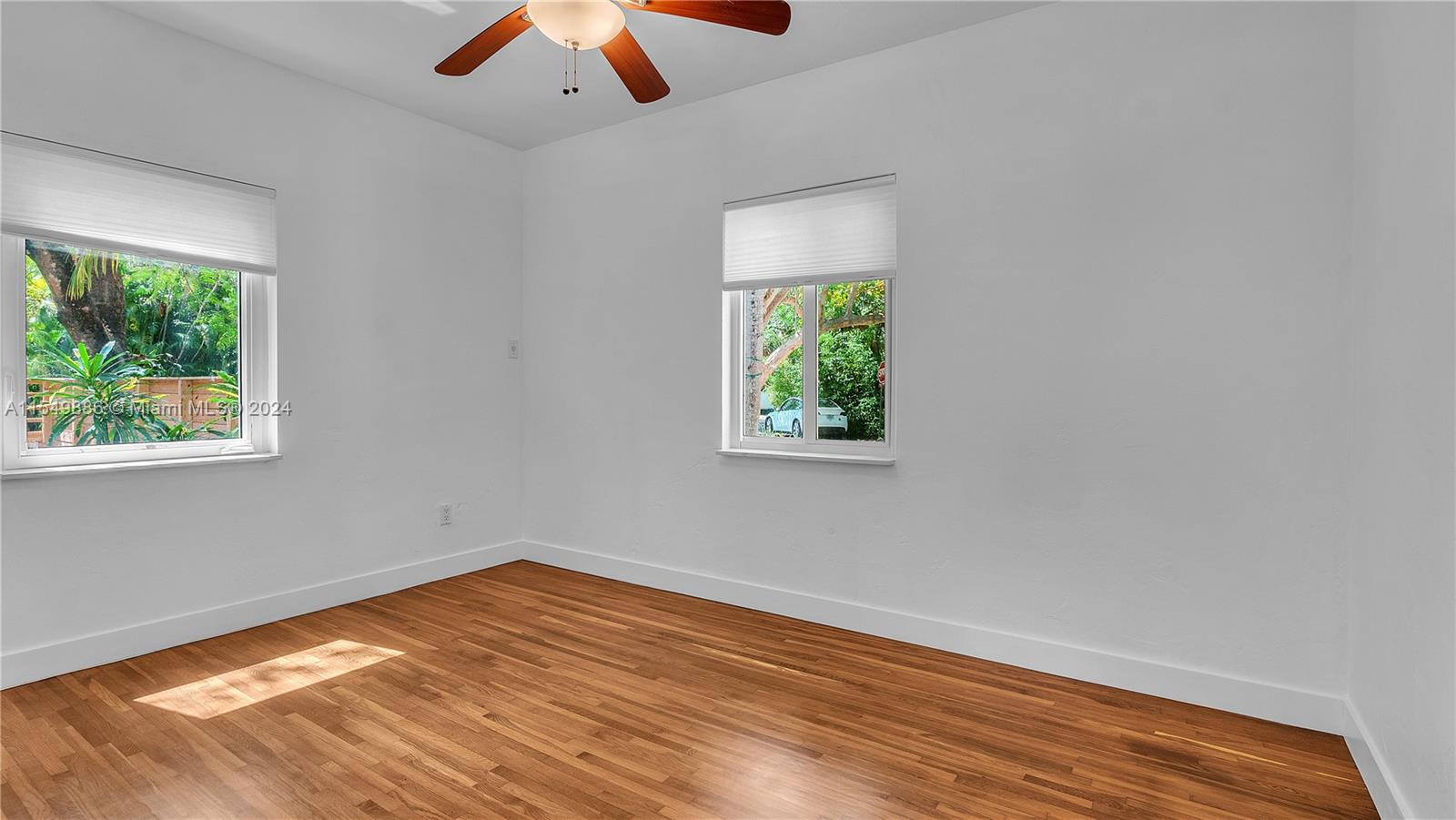 7341 64th Ct, South Miami, FL, 33143 United States, 3 Bedrooms Bedrooms, ,2 BathroomsBathrooms,Residential,For Sale,64th Ct,A11549886