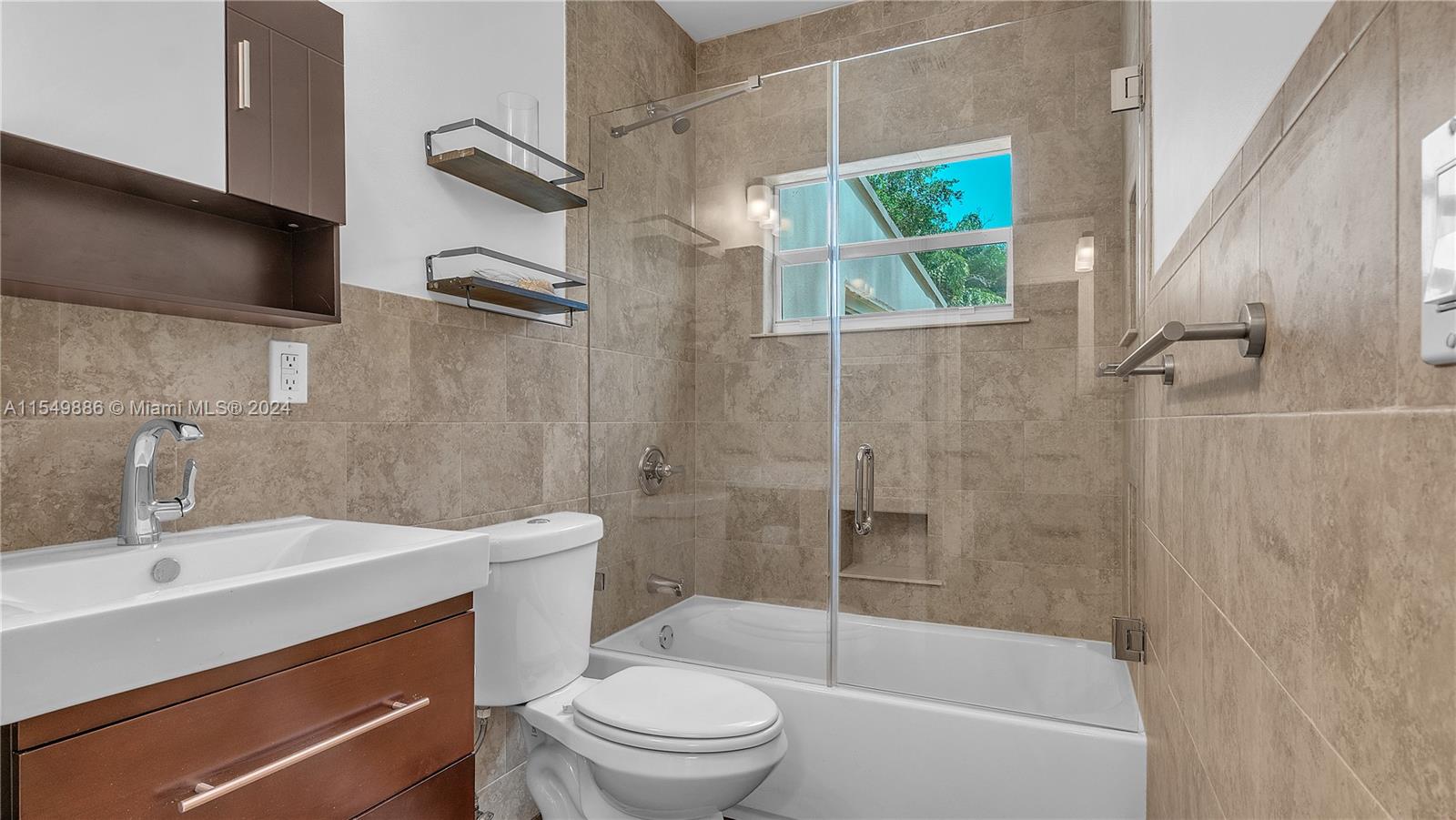 7341 64th Ct, South Miami, FL, 33143 United States, 3 Bedrooms Bedrooms, ,2 BathroomsBathrooms,Residential,For Sale,64th Ct,A11549886
