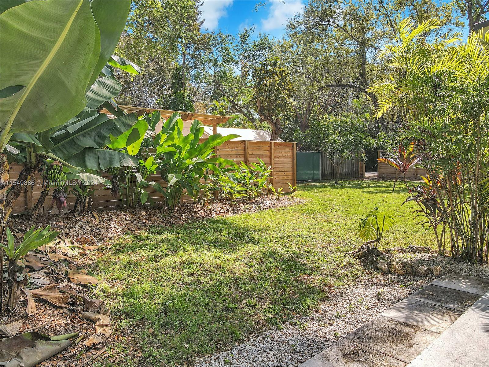 7341 64th Ct, South Miami, FL, 33143 United States, 3 Bedrooms Bedrooms, ,2 BathroomsBathrooms,Residential,For Sale,64th Ct,A11549886