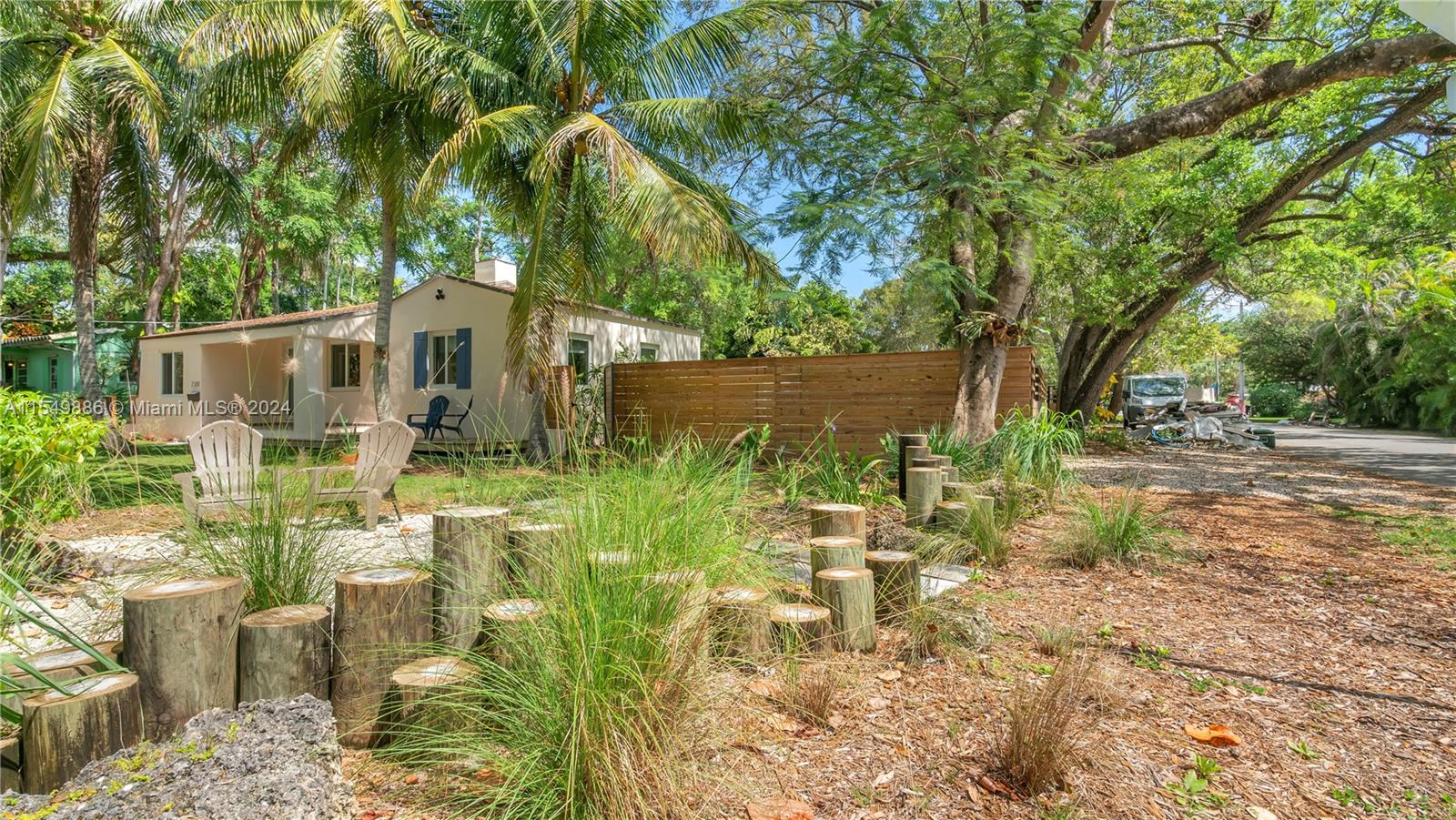 7341 64th Ct, South Miami, FL, 33143 United States, 3 Bedrooms Bedrooms, ,2 BathroomsBathrooms,Residential,For Sale,64th Ct,A11549886